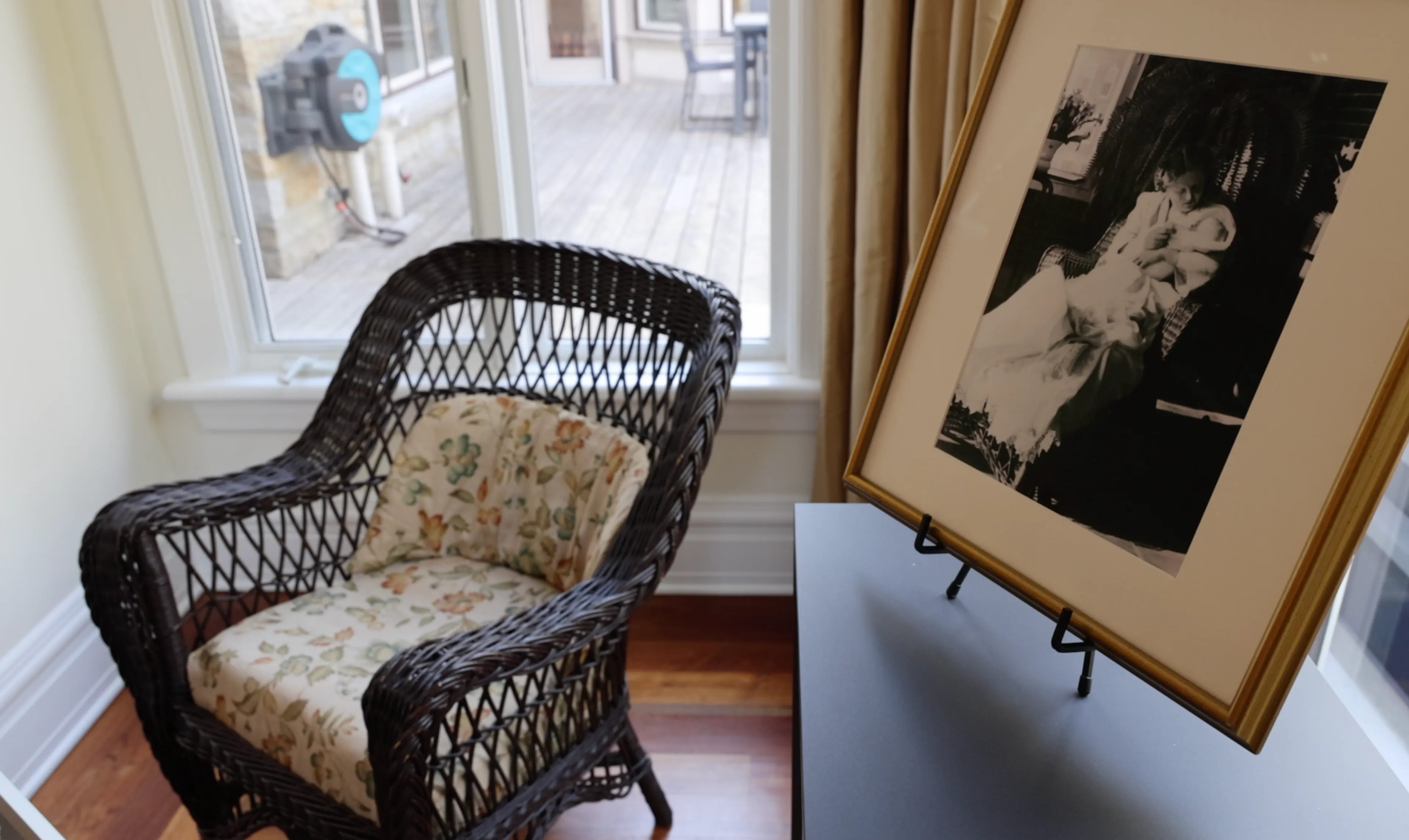 De stoel uit de kraamkamer van prinses Juliana.
