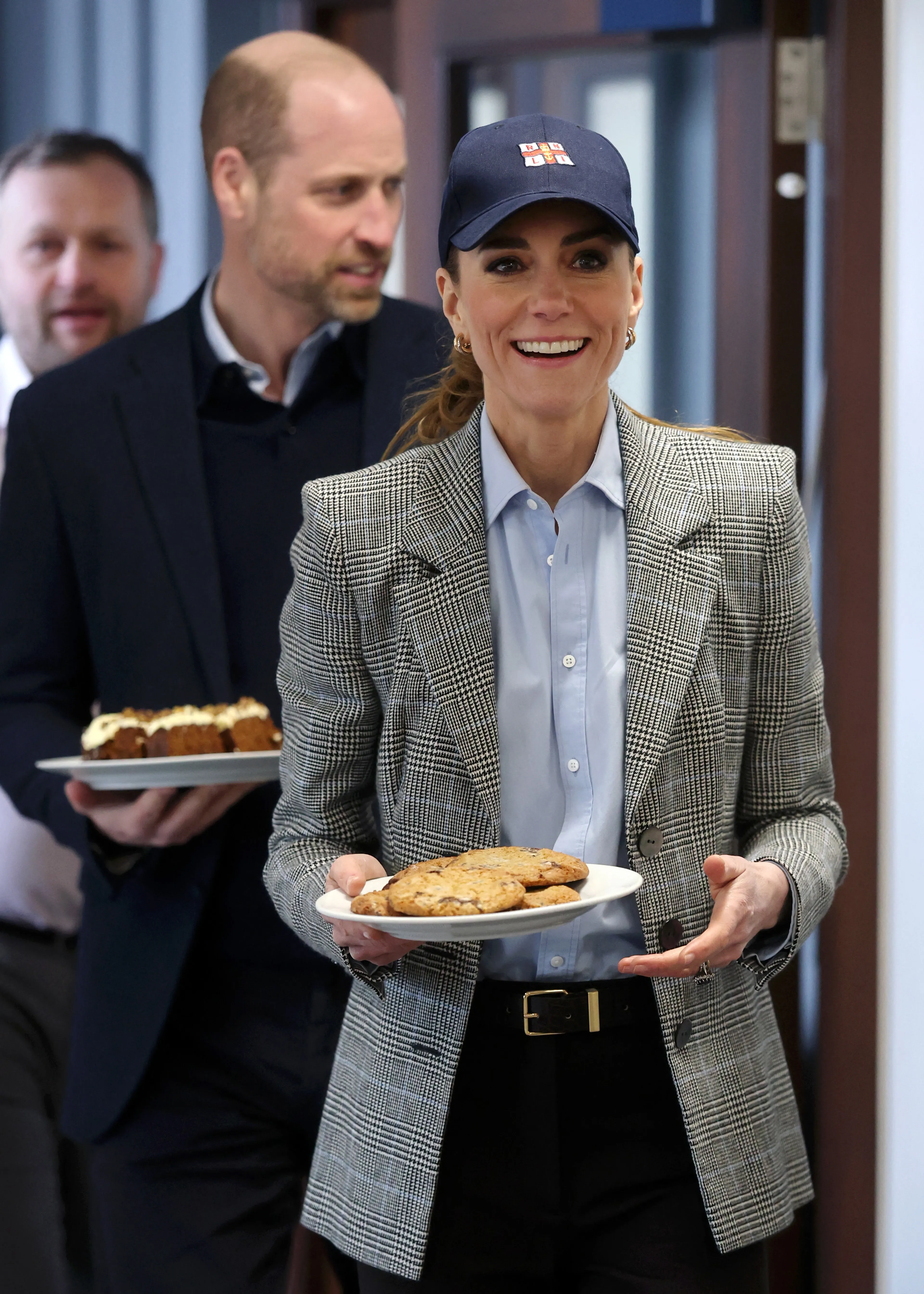 Er worden ook koekjes uitgedeeld.