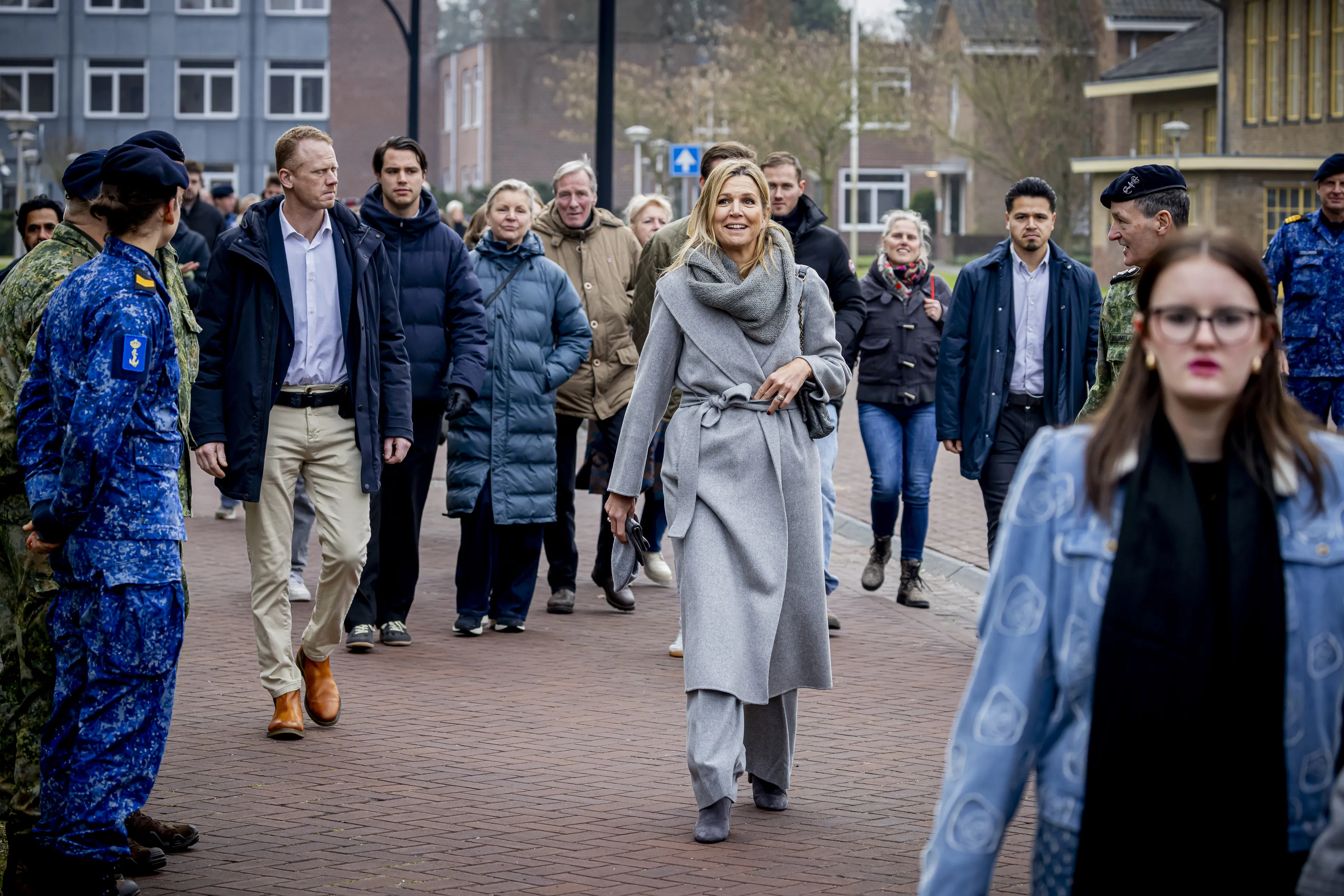 Koningin Máxima is aanwezig bij de afronding van Amalia's Algemene Militaire Opleiding.