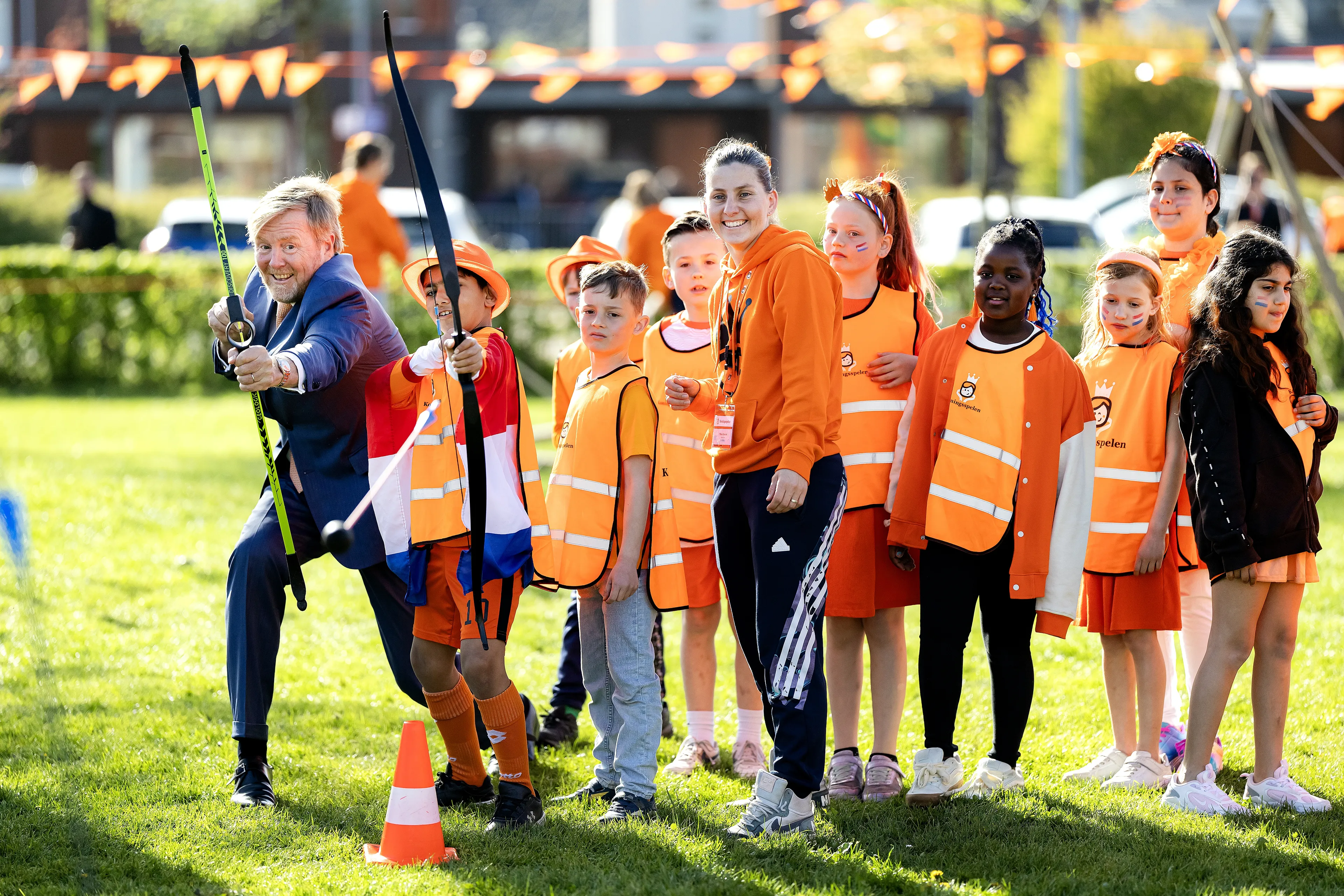 Pijl en boog schieten in een kostuum? Dat kan gewoon!