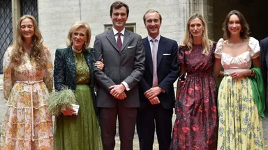 Wat doet het gezin van prinses Astrid van België in het dagelijks leven?