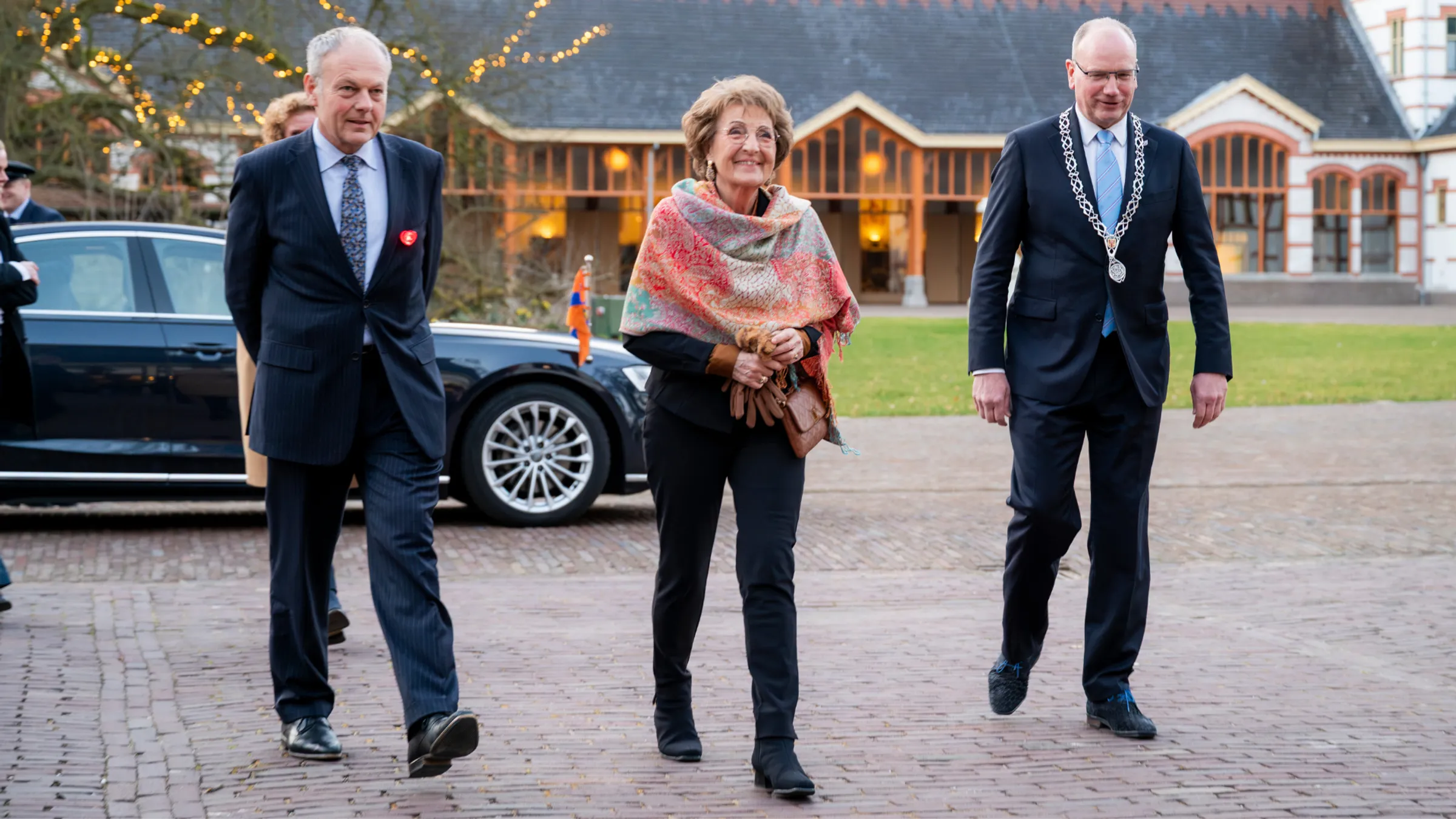 Prinses Margriet opent Royal Light Festival in Apeldoorn - Blauw Bloed