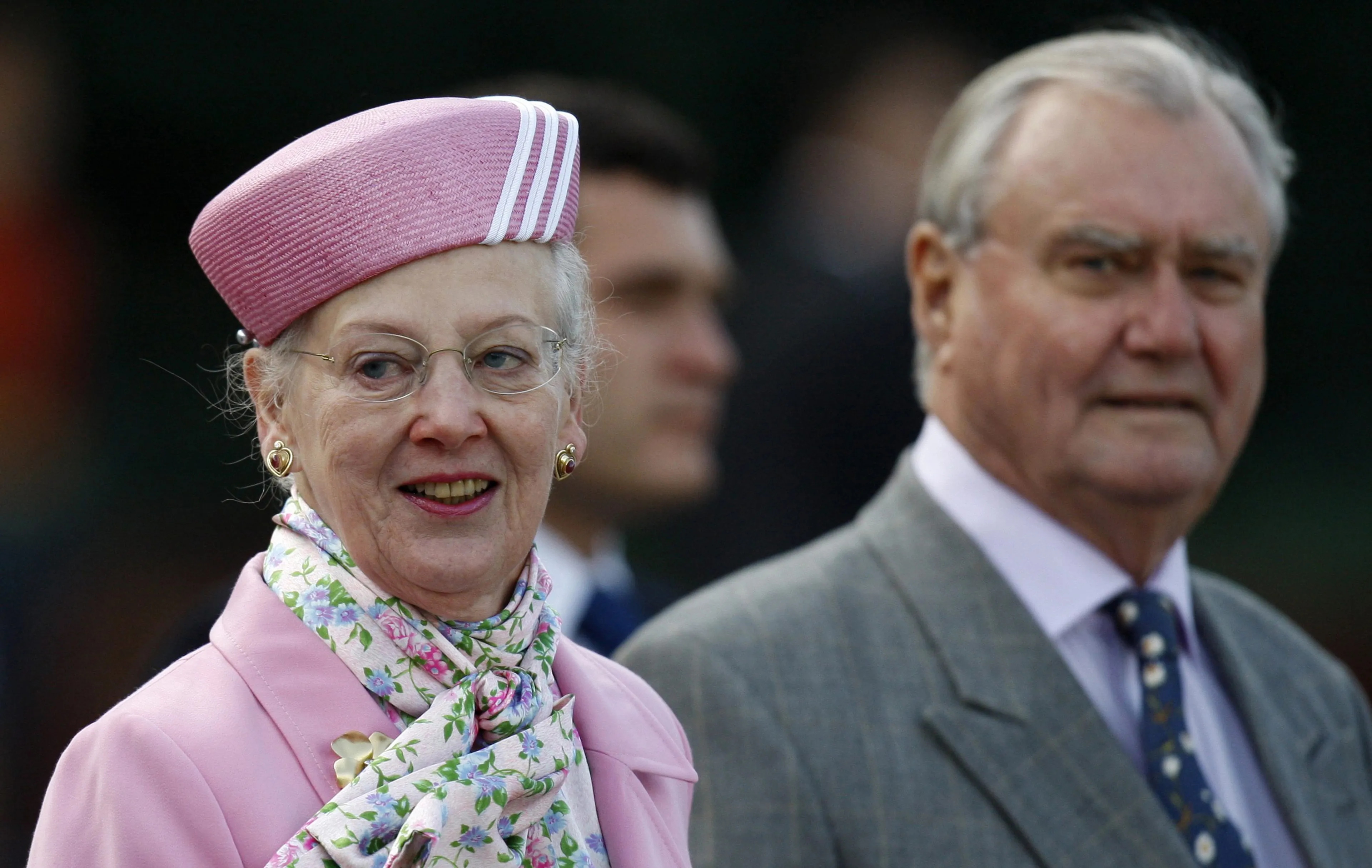 Margrethe staat als koningin altijd een stapje naar voren.