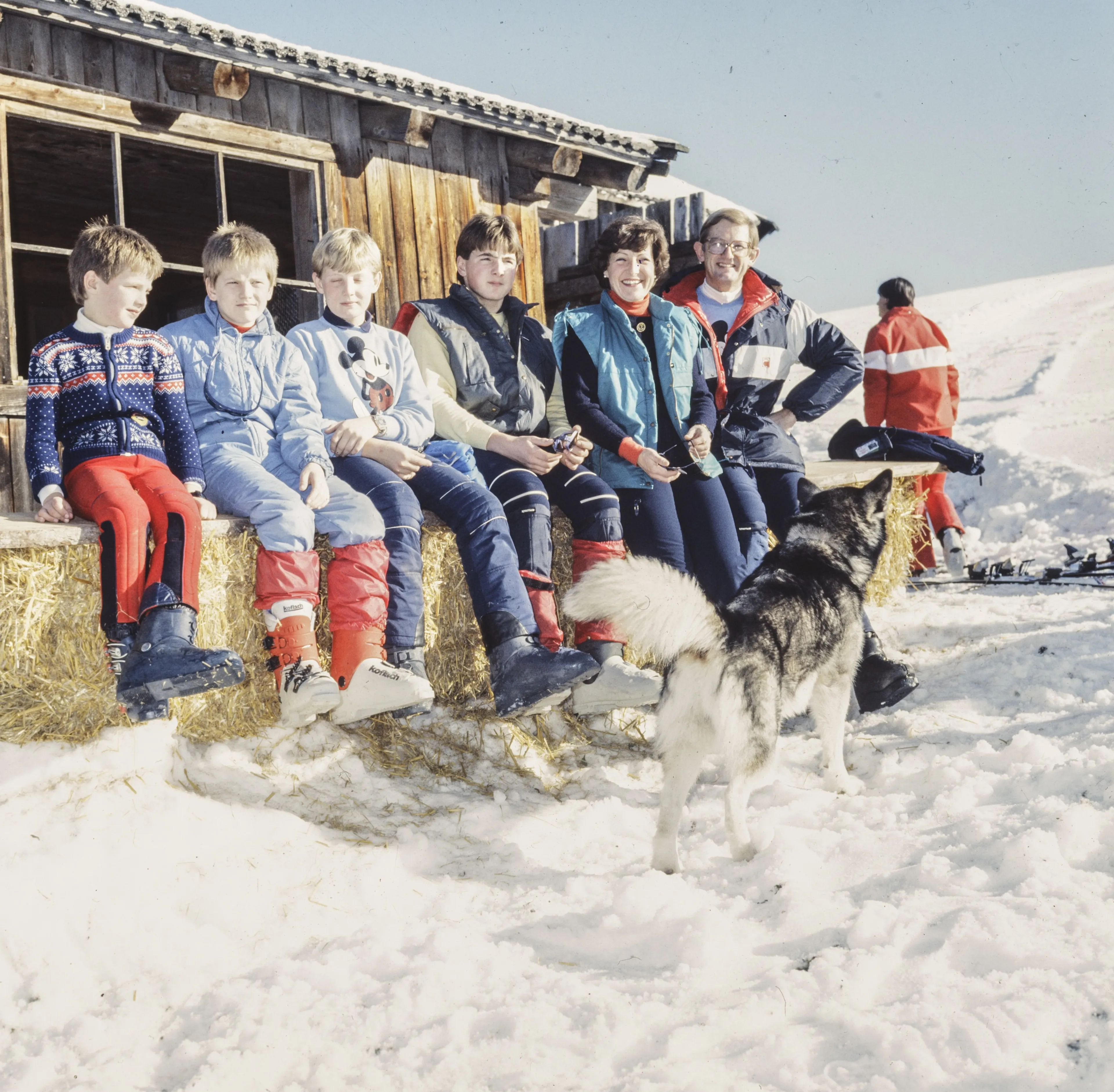 Het gezin op wintersportvakantie (1983).