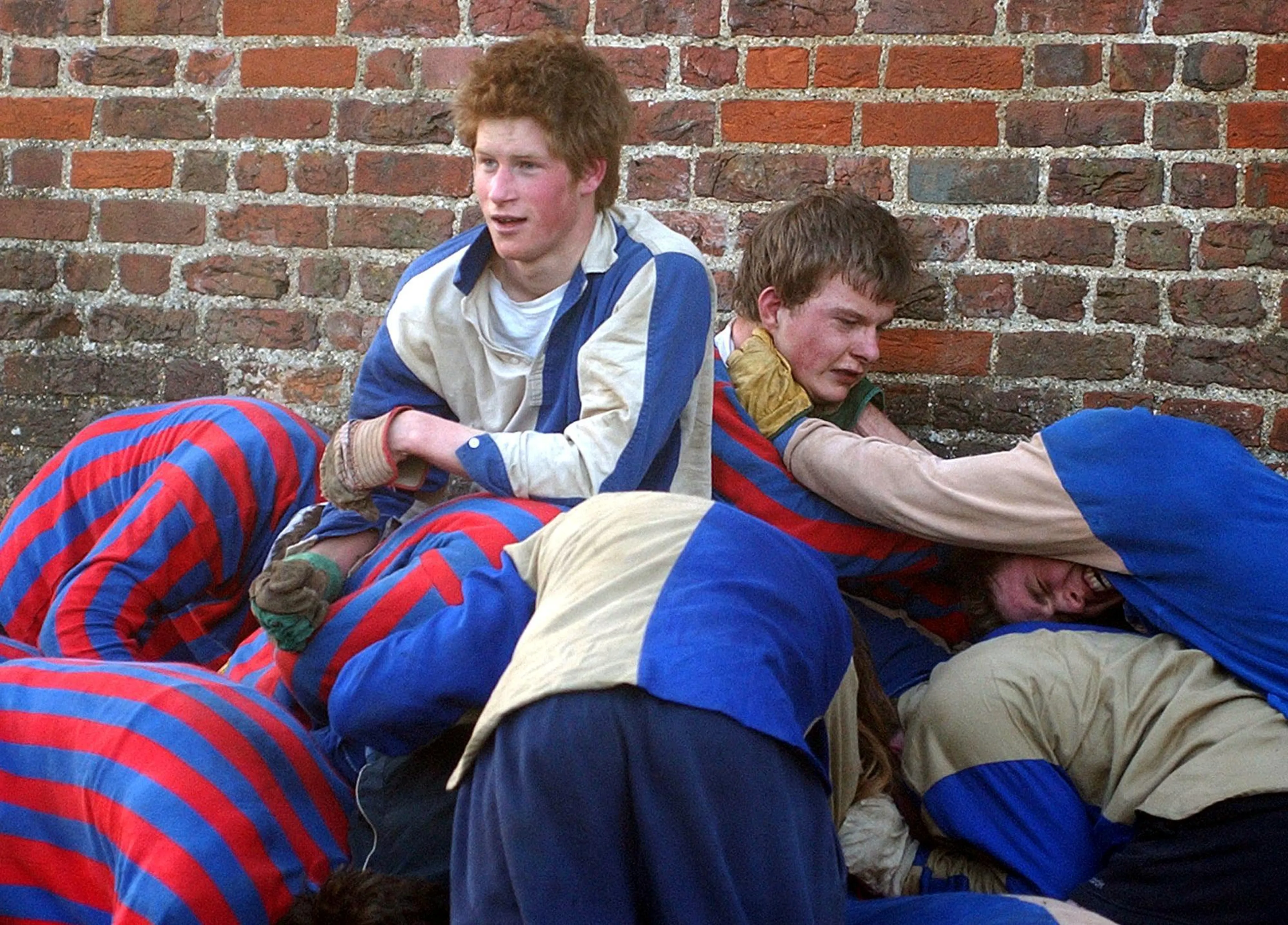 Sporten was een uitlaatklep voor Harry (2003).