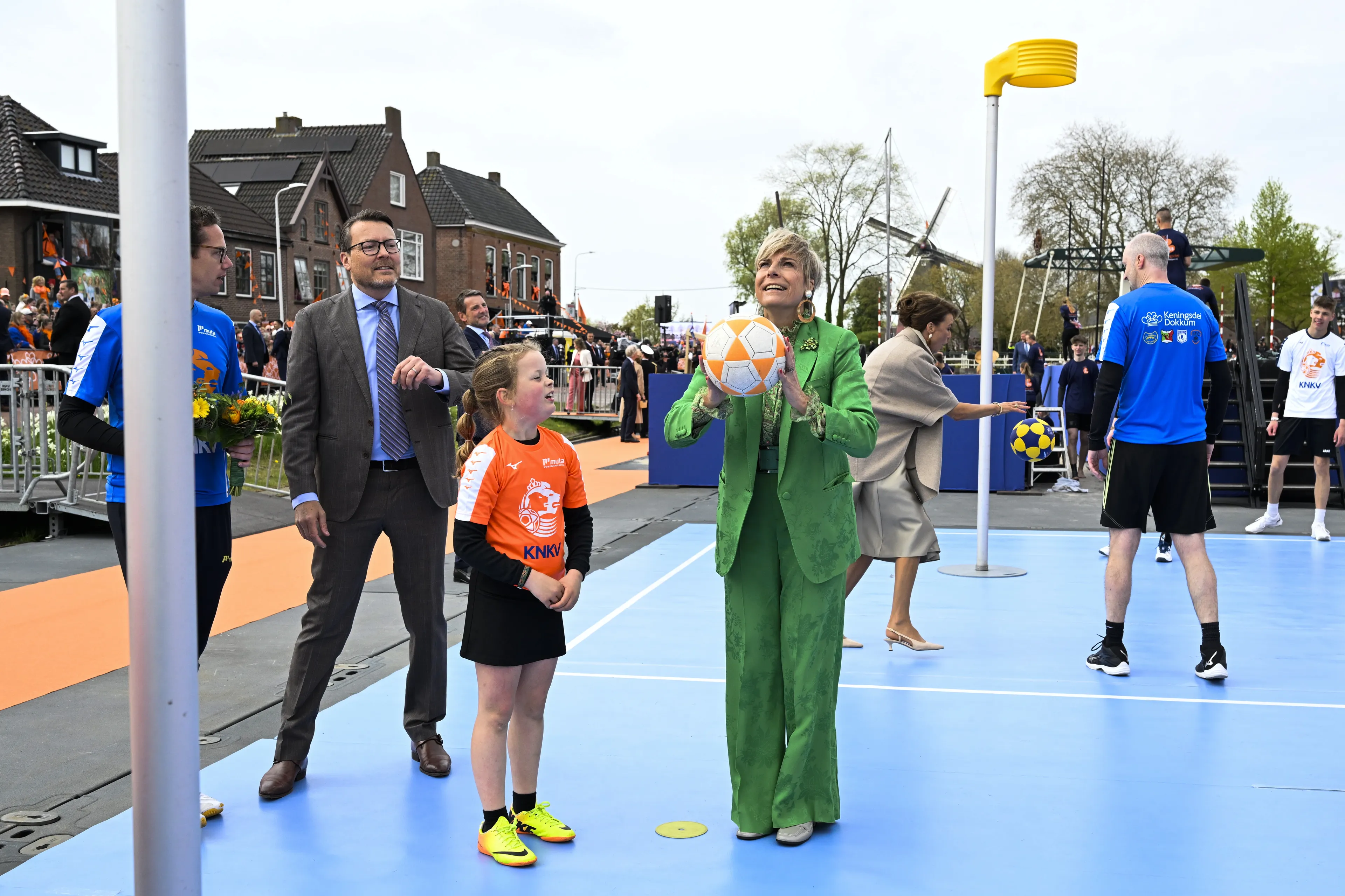 Ook prinses Laurentien doet mee.