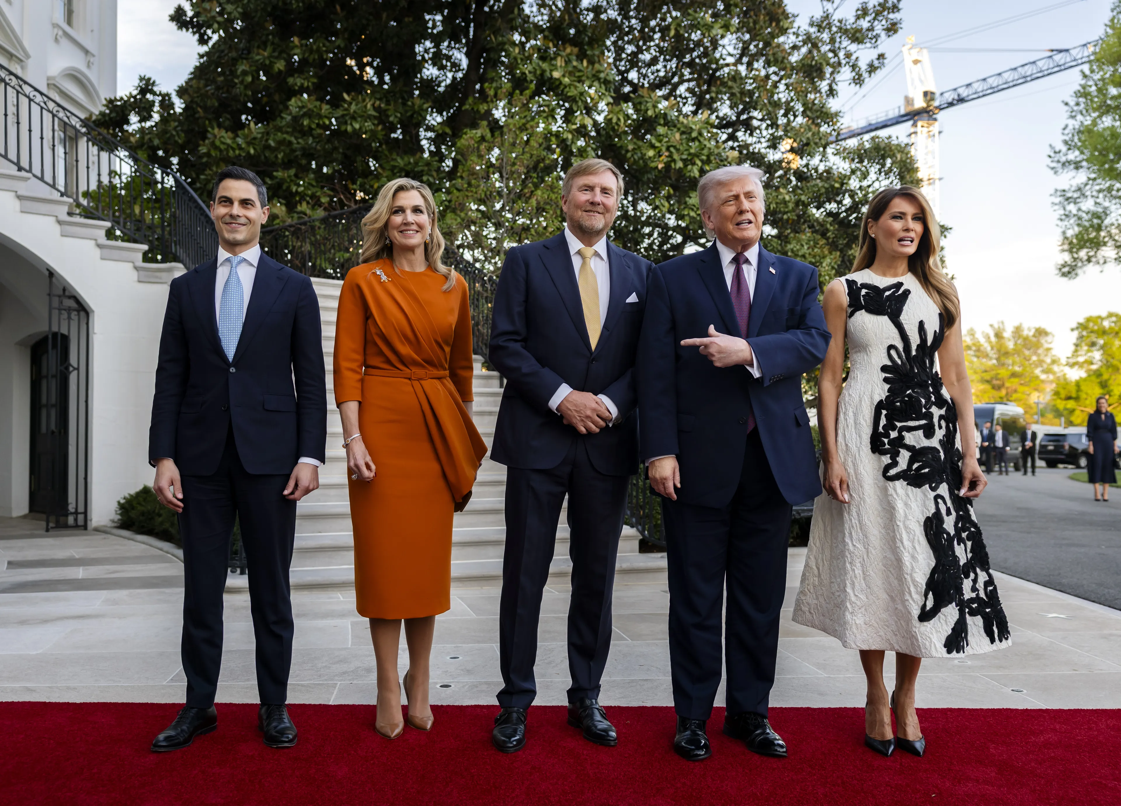Koning en koningin schuiven aan bij omstreden galadiner met president Donald Trump