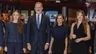Prinses Leonor en prinses Sofía samen met ouders bij concert