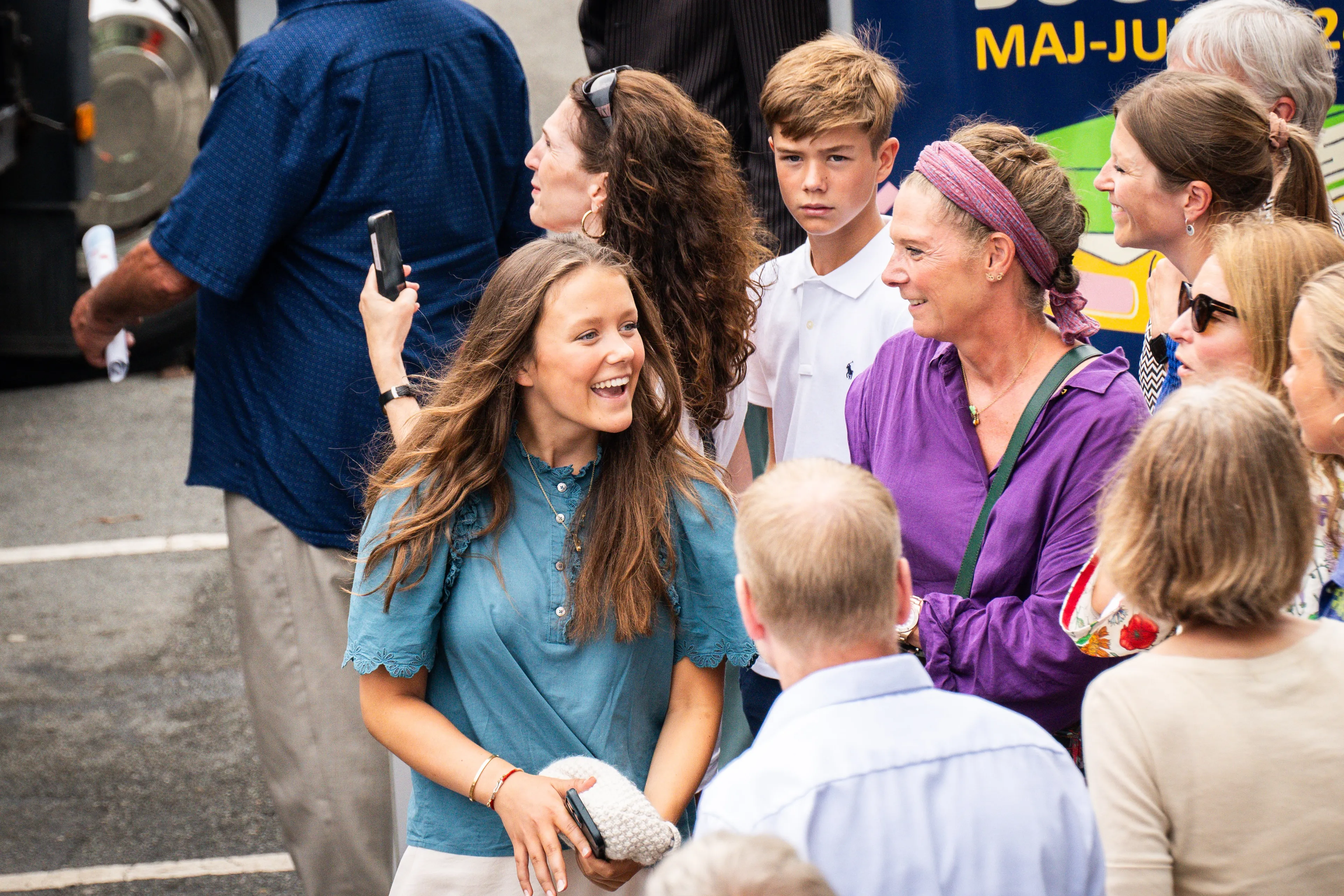 Prinses Isabella met de clutch.