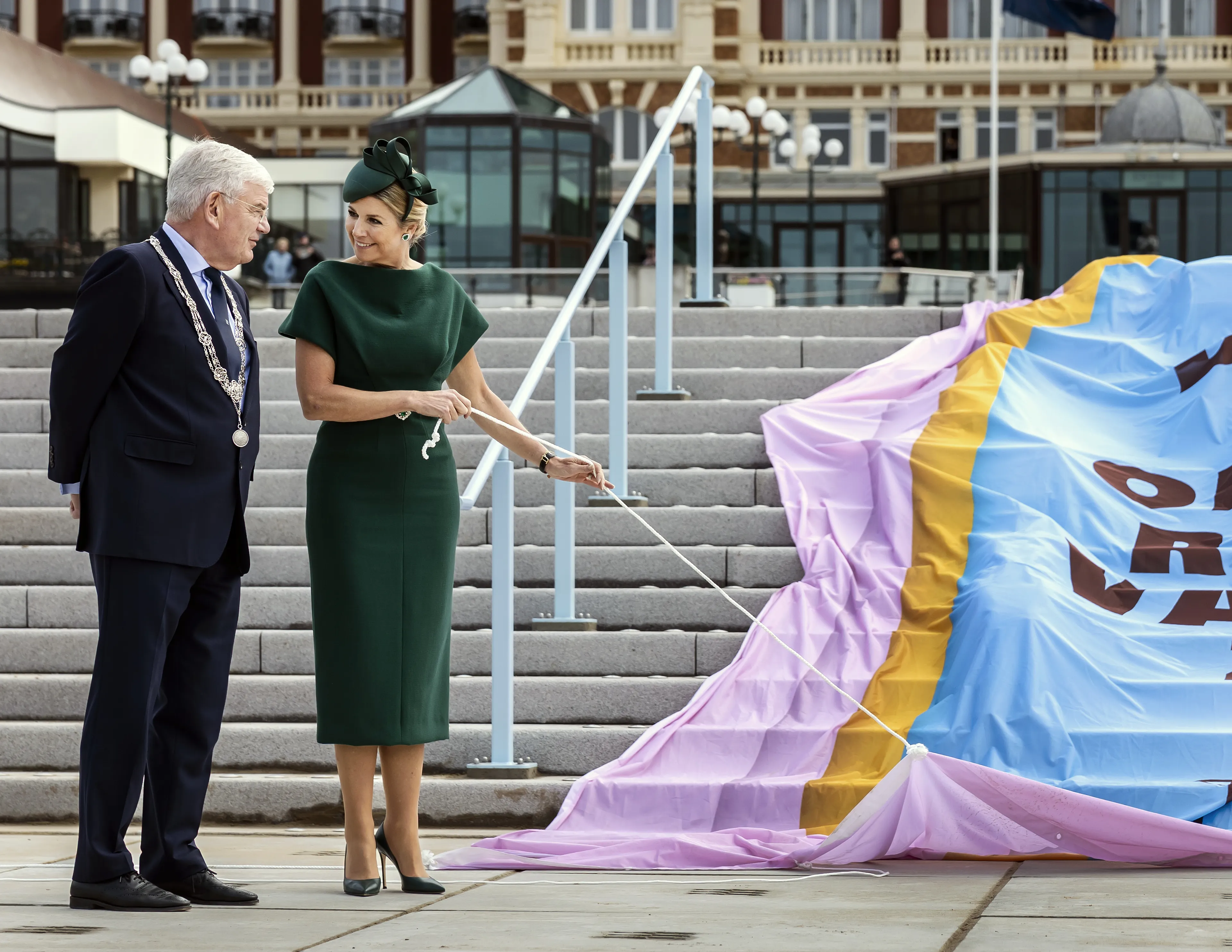 Koningin Máxima bij de heropening van de gerenoveerde boulevard van Scheveningen (2 april 2026).