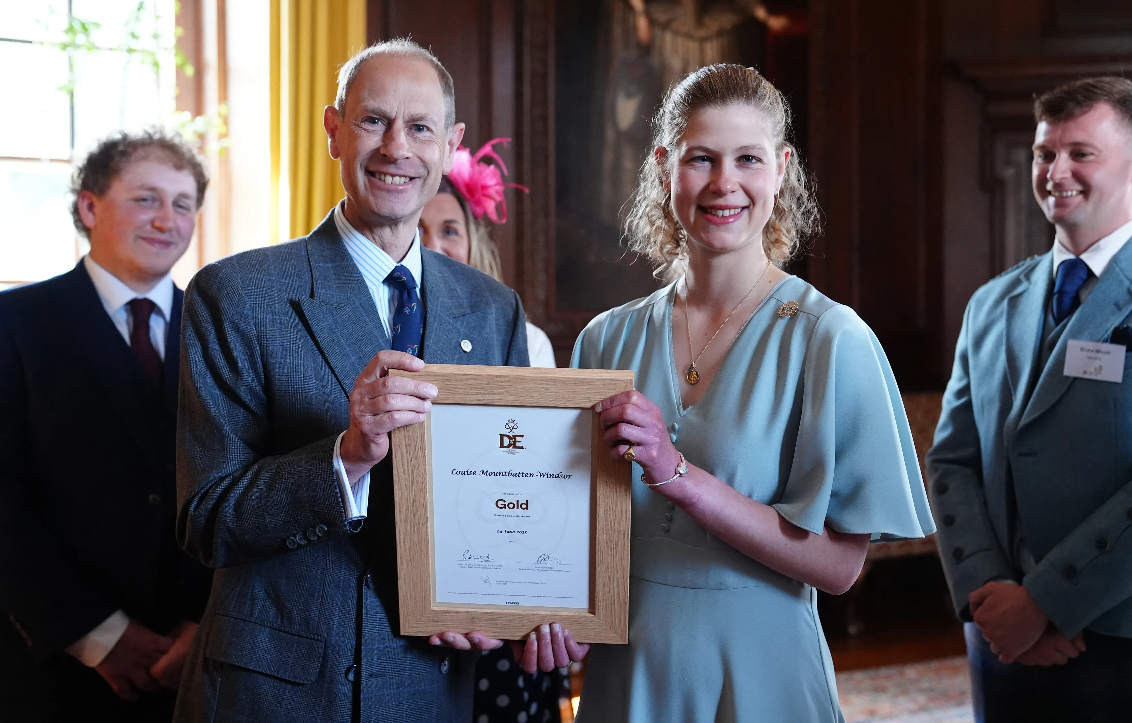 Wat weten we van Lady Louise, de dochter van prins Edward en hertogin Sophie?