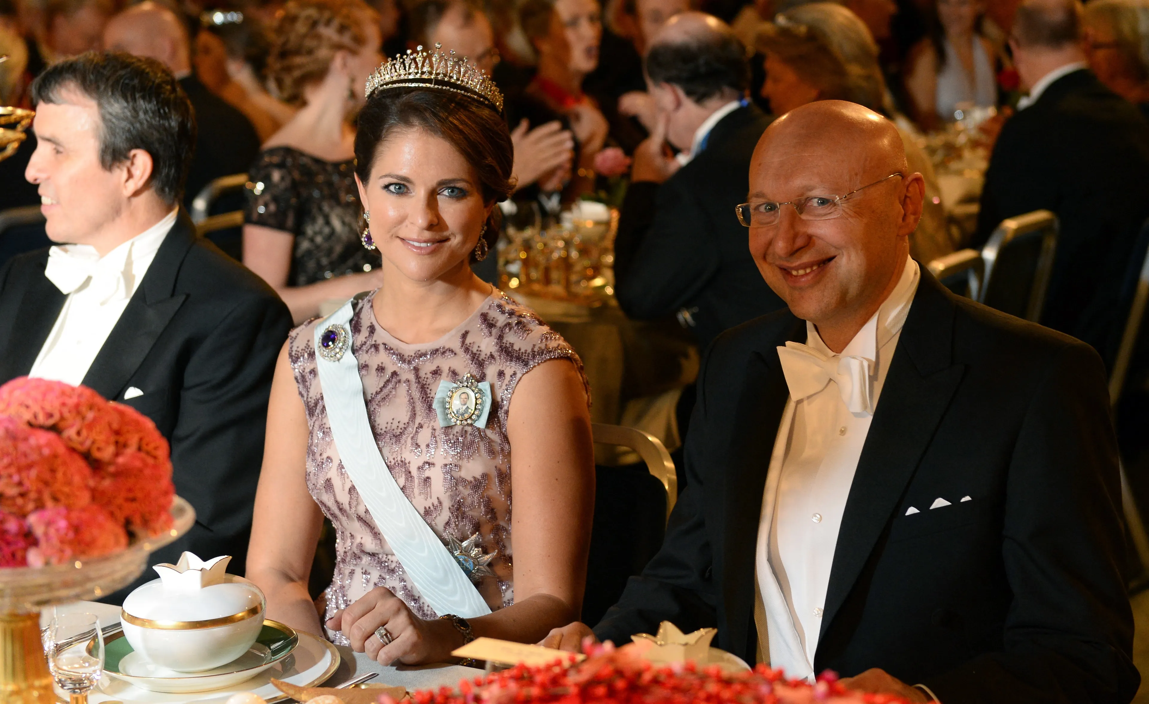 Madeleine draagt het diadeem bij de uitreiking van de Nobelprijzen in 2014.