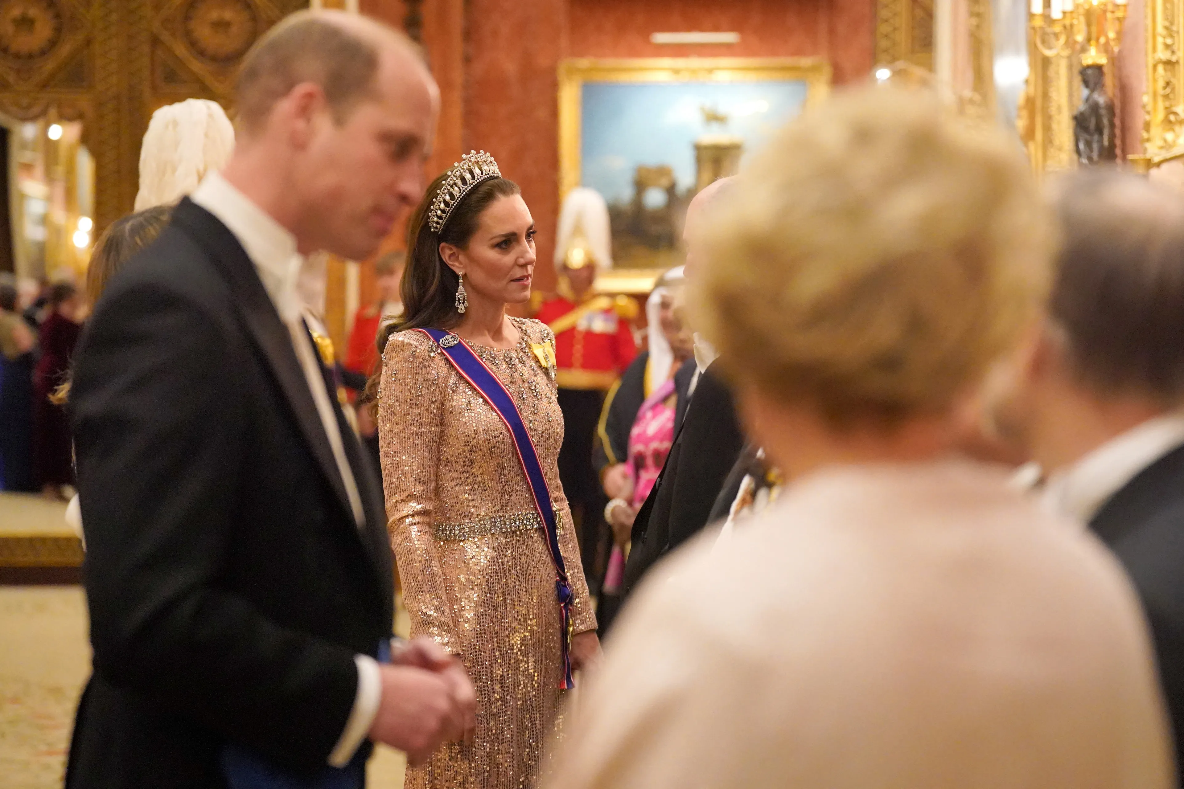 Catherine met Prins William naast haar op de receptie.