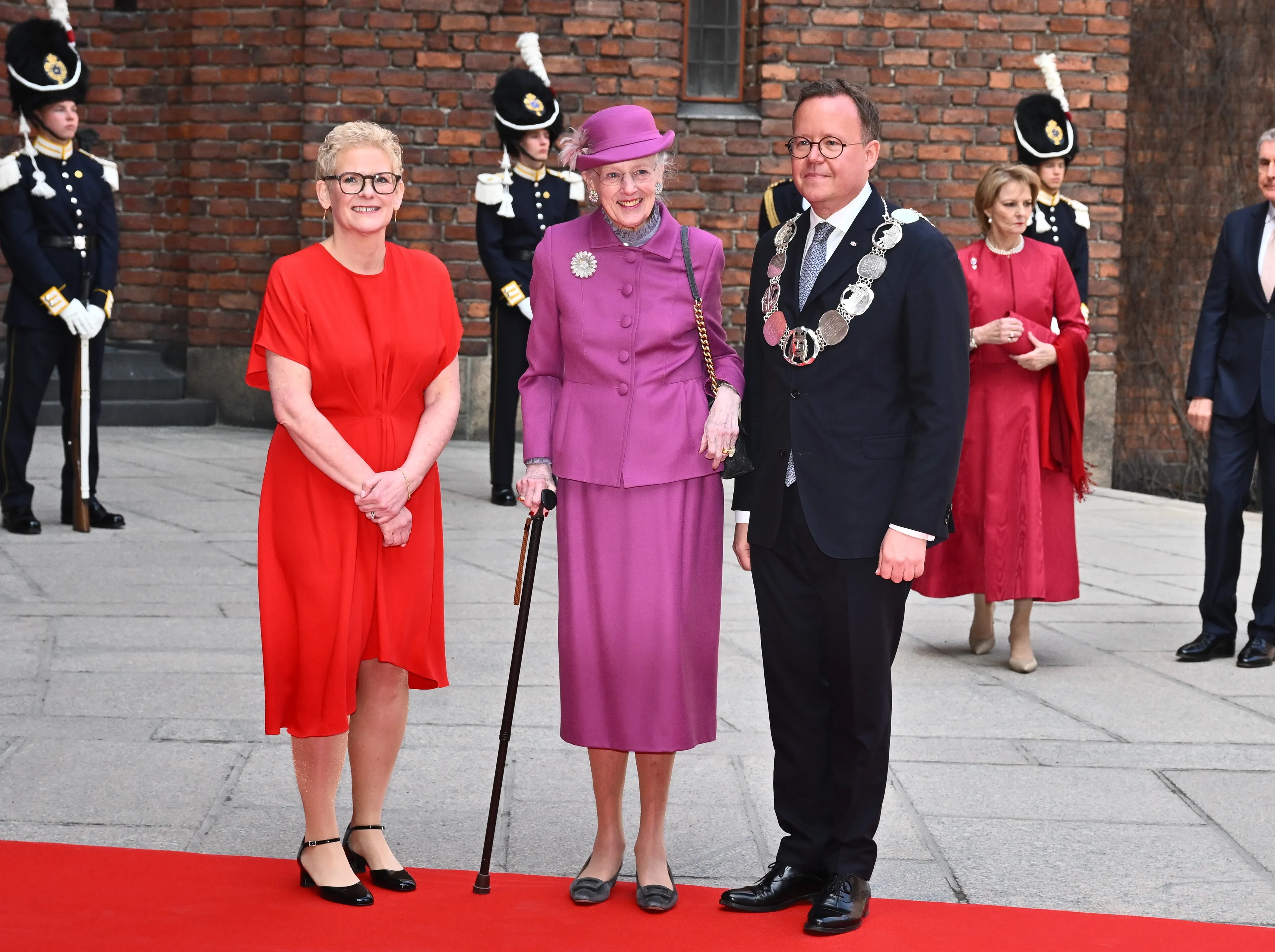 In april bezocht koningin Margrethe nog de 80e verjaardag van koning Carl Gustaf van Zweden.