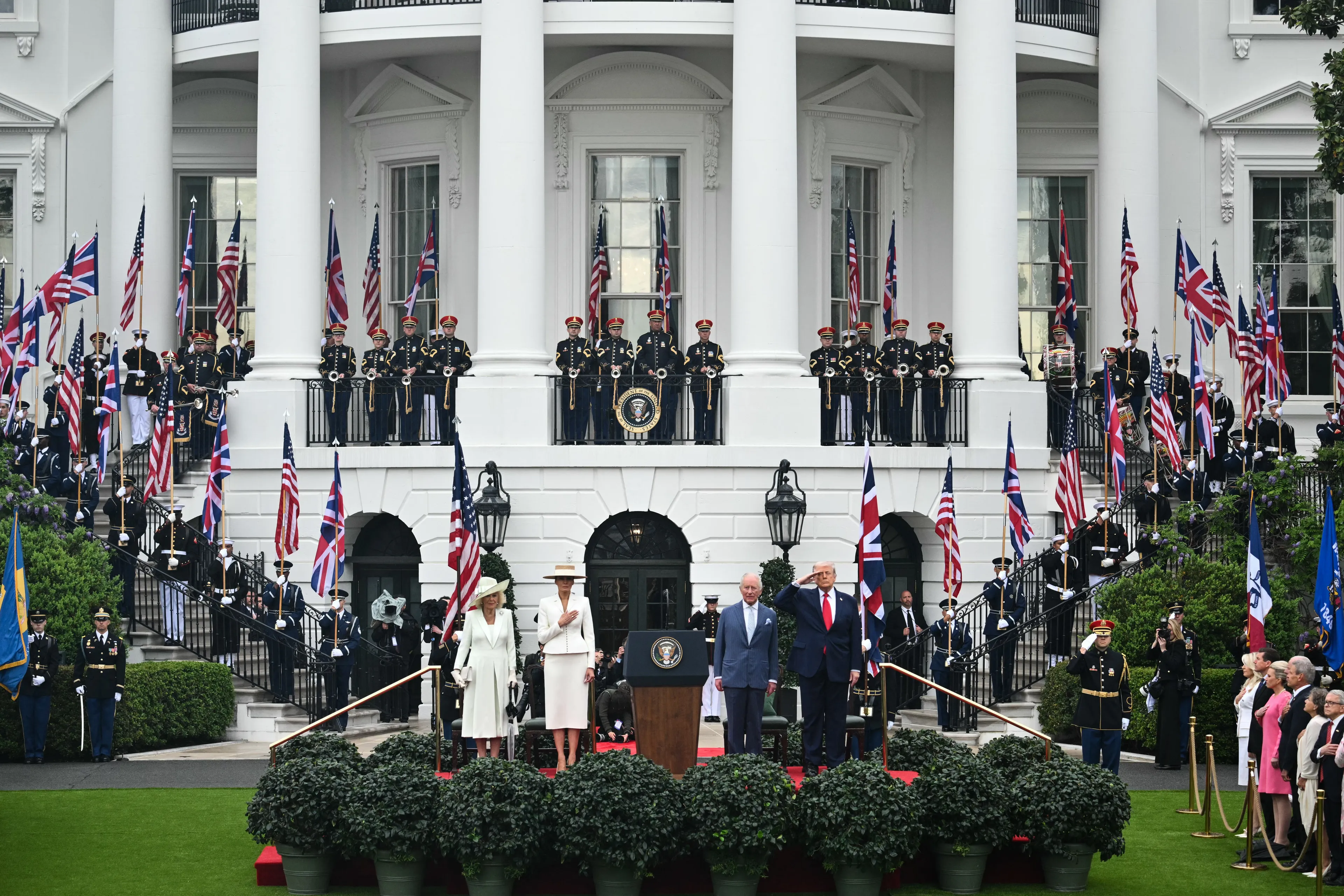 De ontvangst vond plaats voor het Witte Huis.