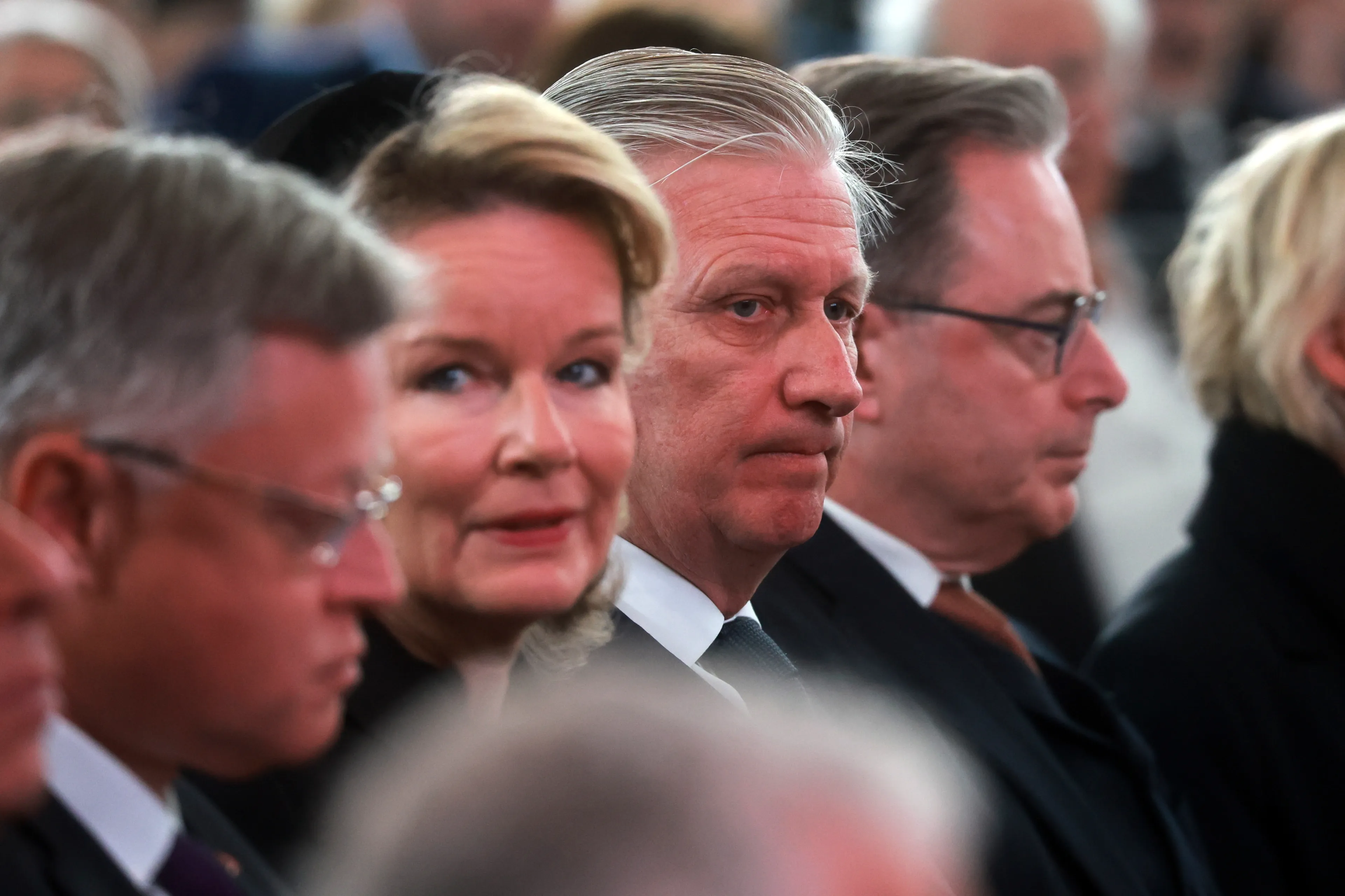 Koning Filip en koningin Mathilde bij de herdenking.