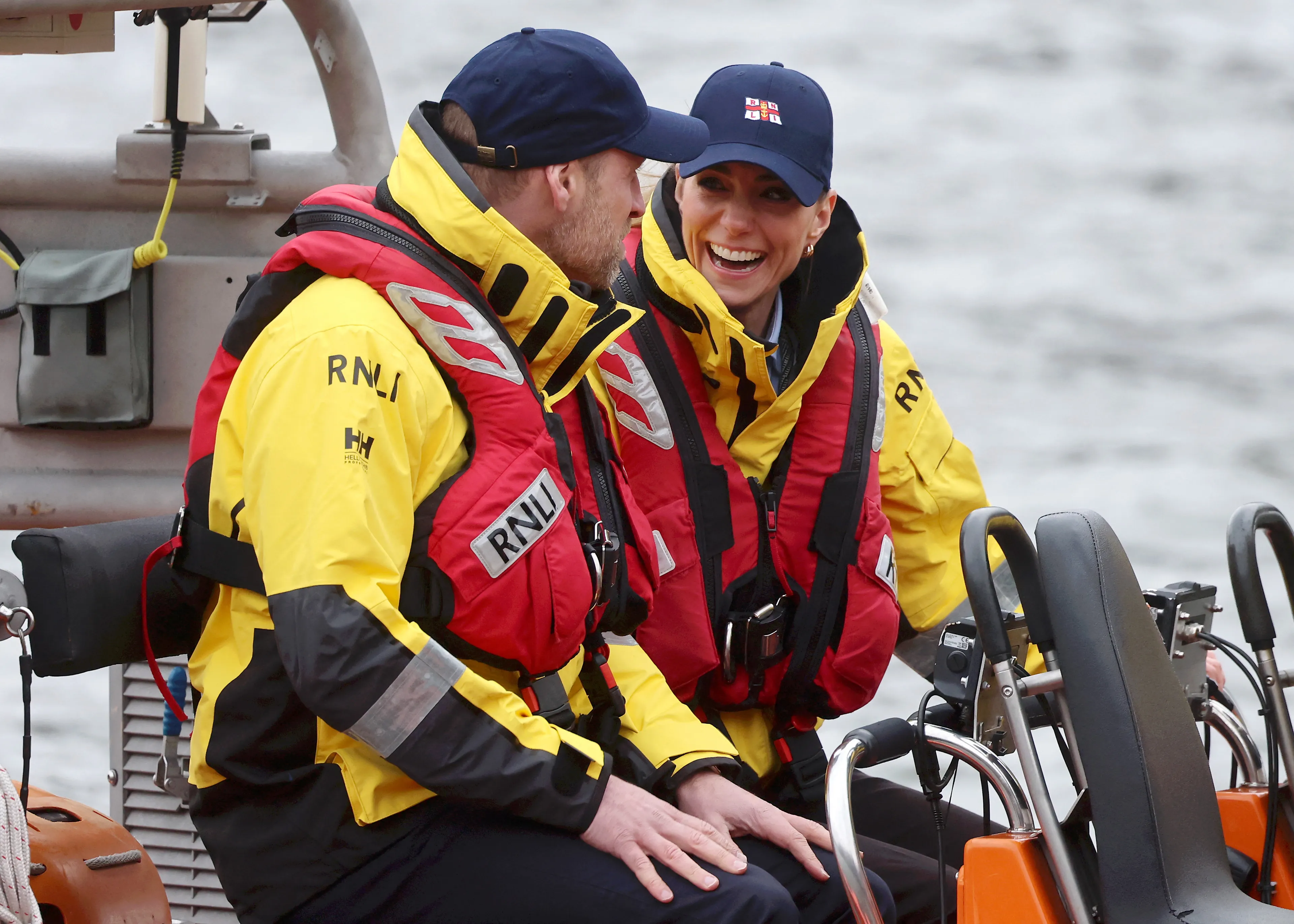 De twee hebben duidelijk lol samen.