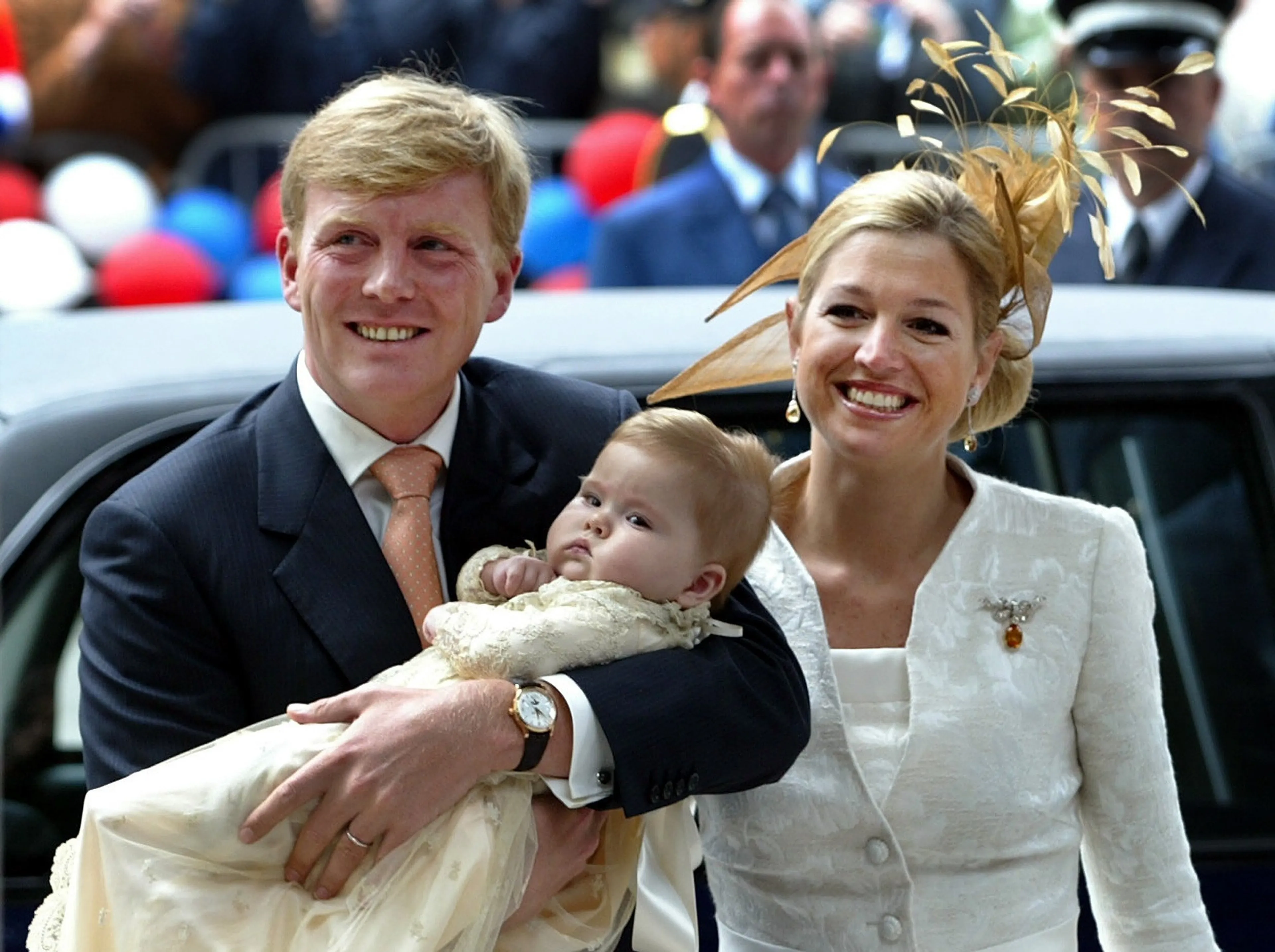 Prinses Amalia wordt gedoopt (2004).