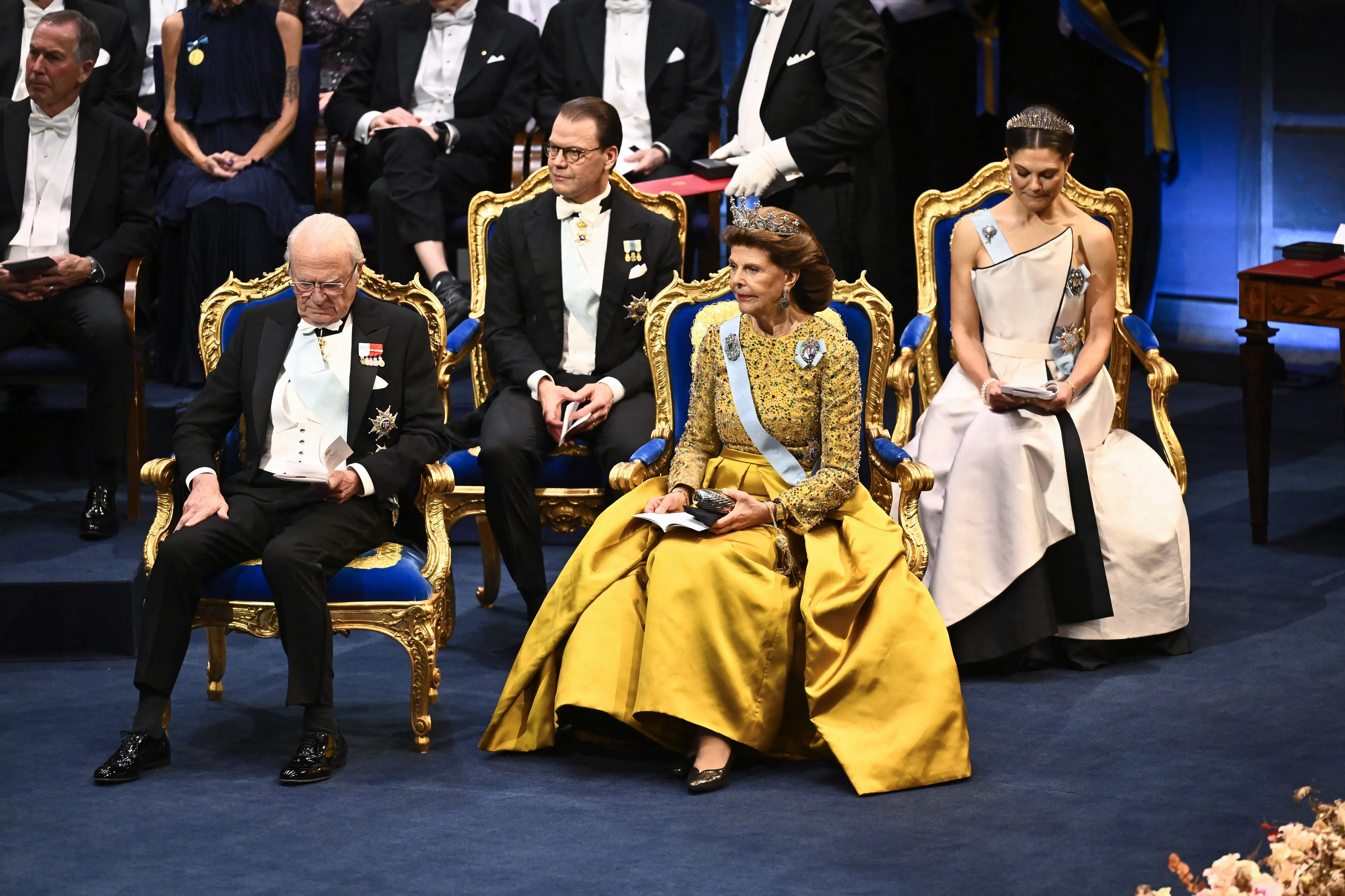 Silvia samen met de Zweedse koninklijke familie.