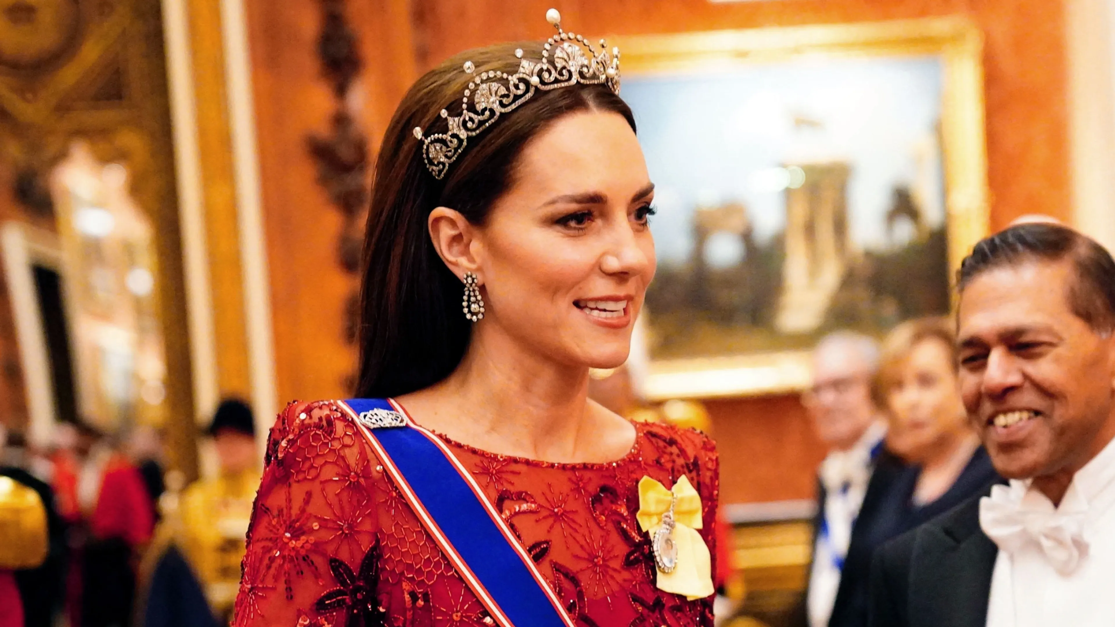 Een tiara van diamanten en parels: de Lotus Flower Tiara
