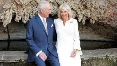 Van controversiële liefde tot koningspaar: Charles en Camilla 20 jaar getrouwd