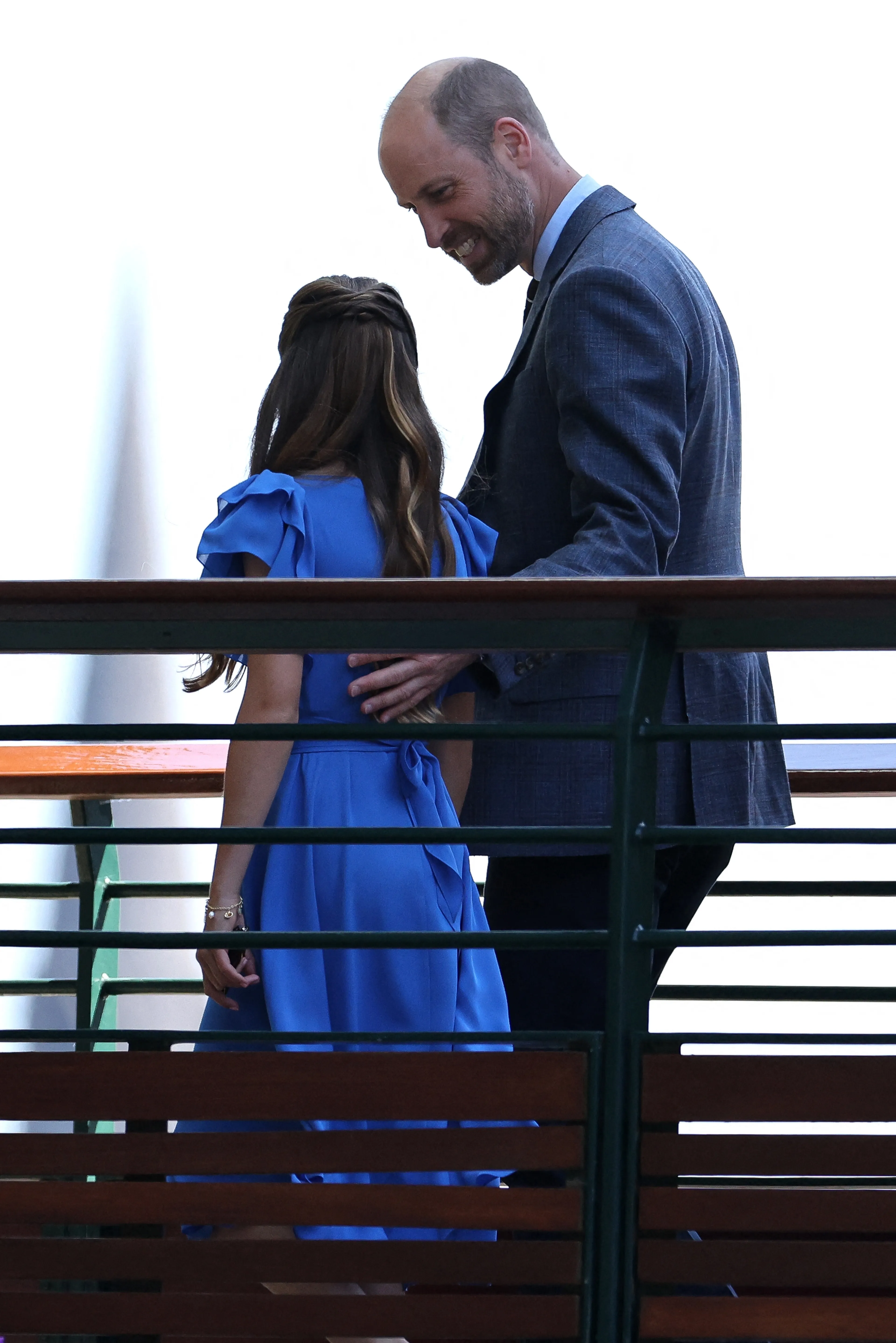 Prins William met prinses Charlotte.