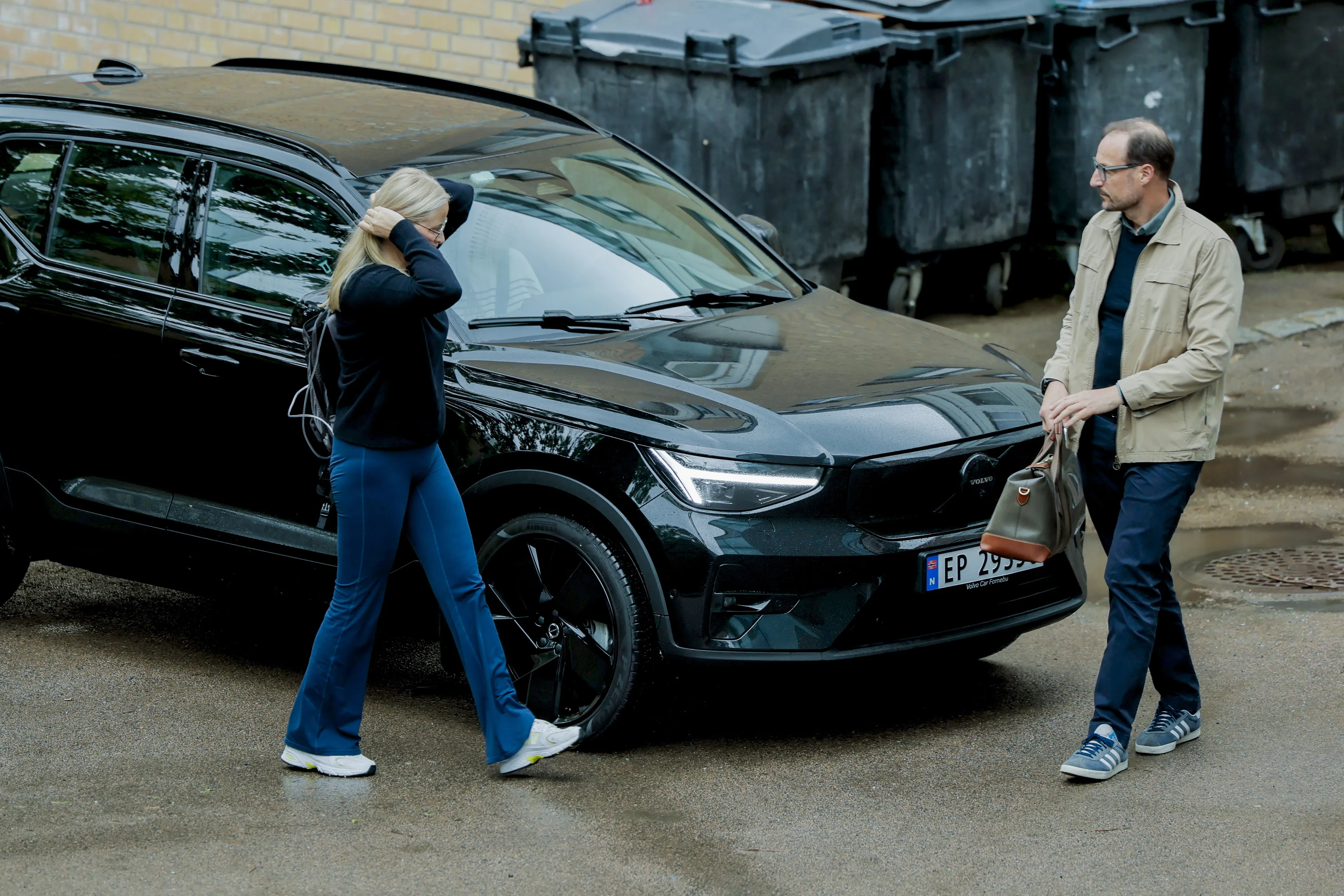 Kroonprins Haakon ging begin juni mee naar een afspraak in het ziekenhuis.