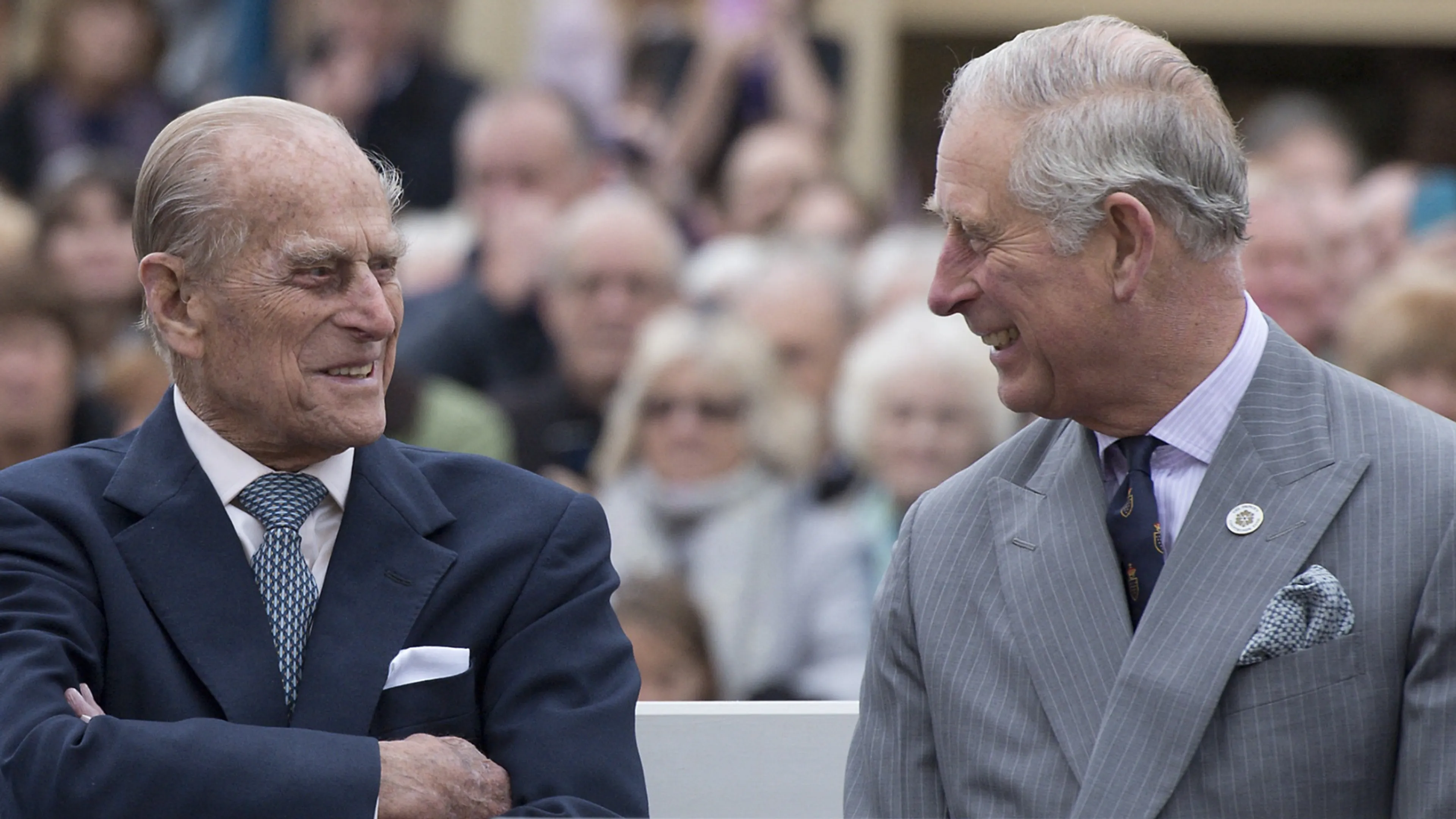 Charles deelt bijzondere herinnering aan laatste gesprek met prins Philip