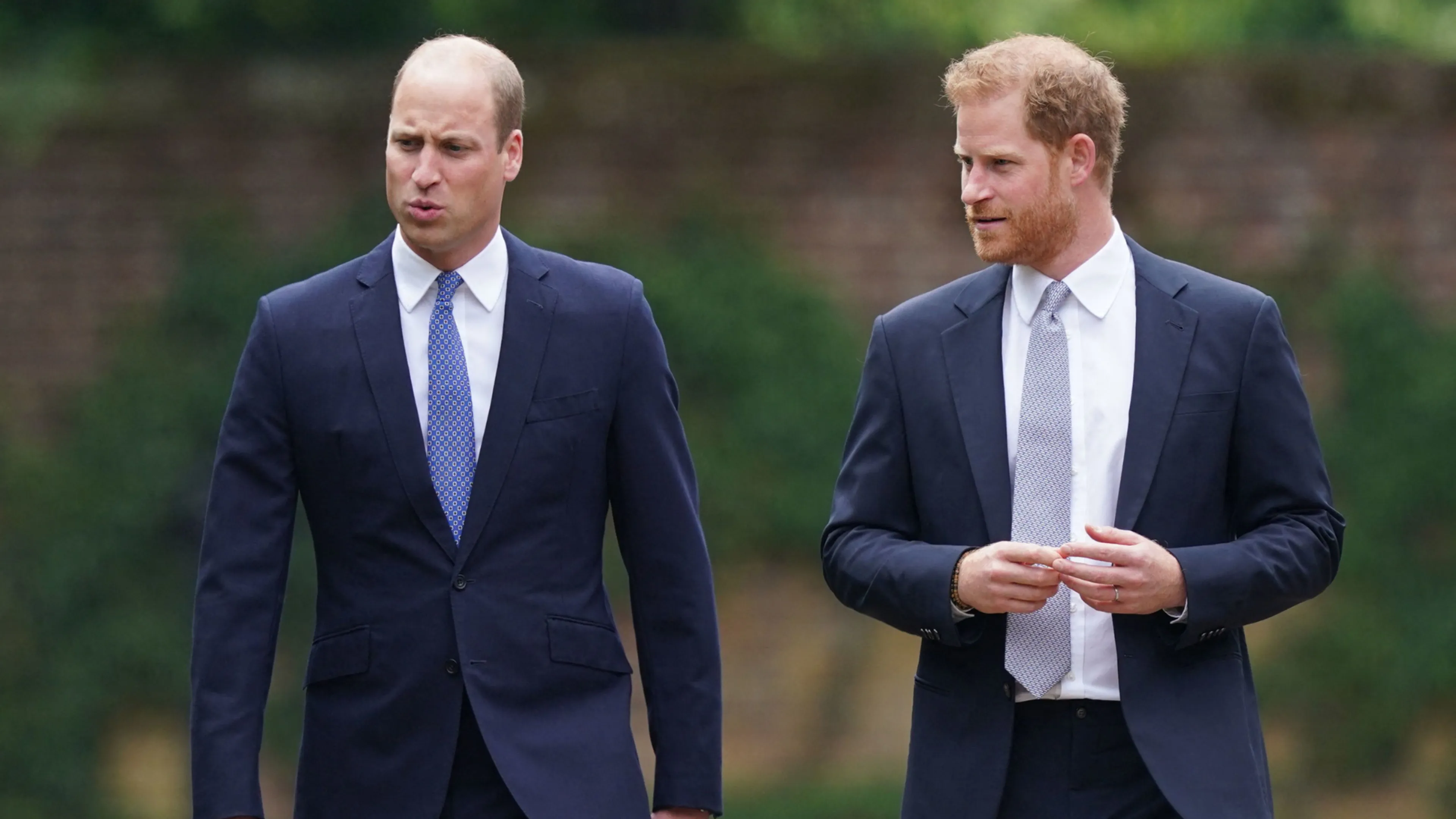 Van betrokken broers tot bekoelde band: de relatie tussen William en Harry