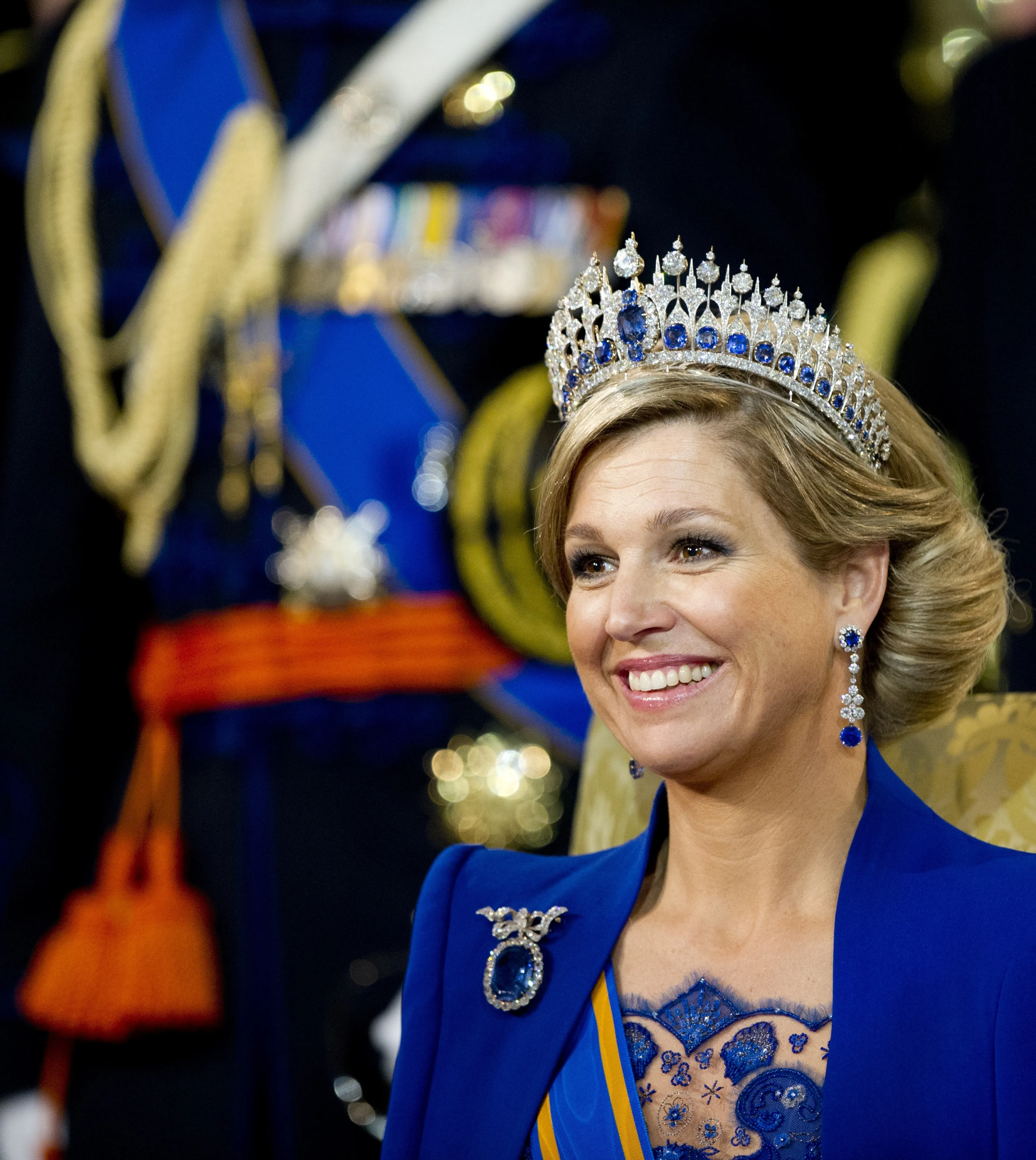 Het saffieren inhuldigingsdiadeem van koningin Máxima (2013).