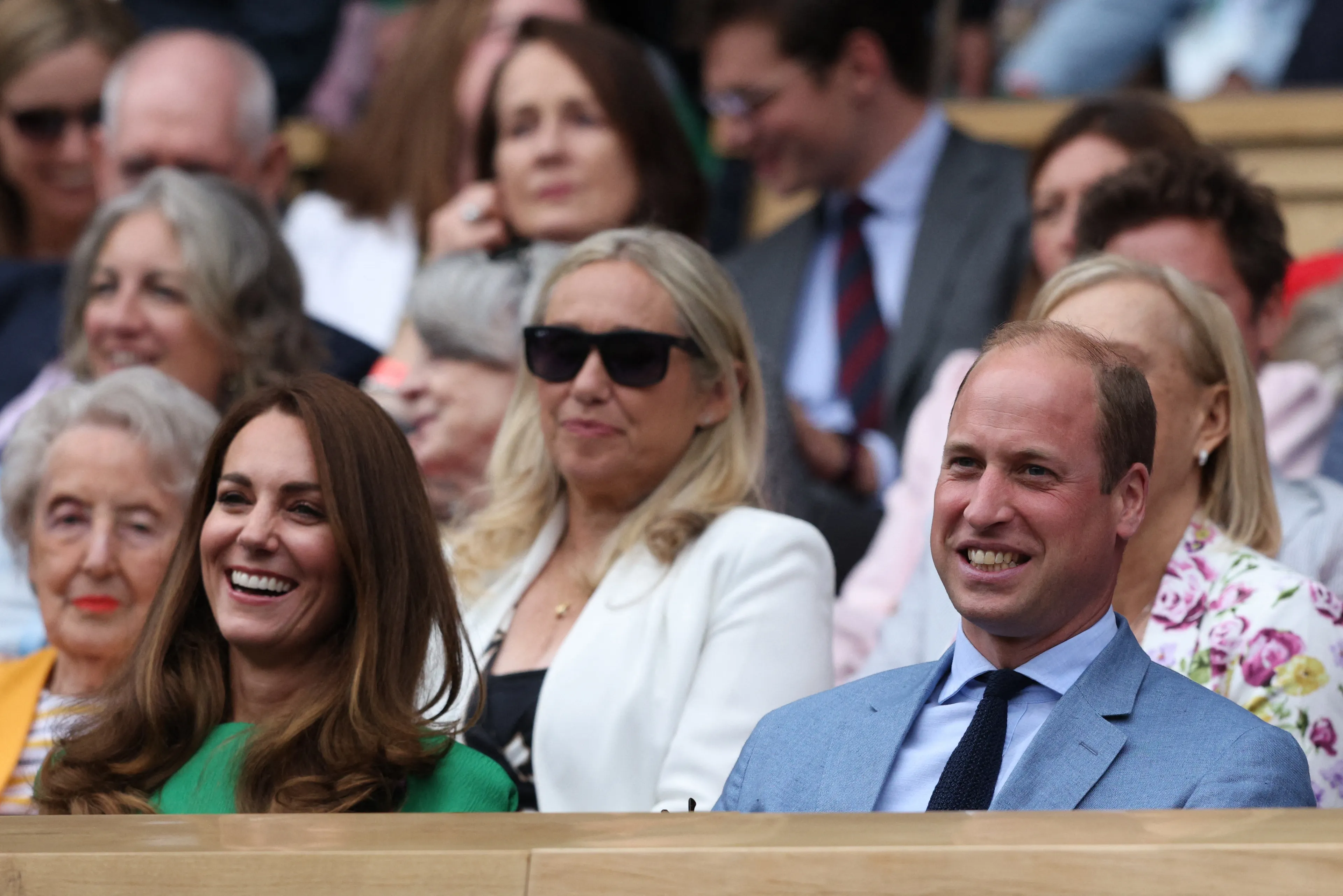 Ze zat samen met prins William op de tribune.