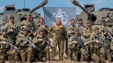 Prinses Amalia neemt woensdag een kijkje bij 'haar' Regiment Huzaren: dít is wat het inhoudt