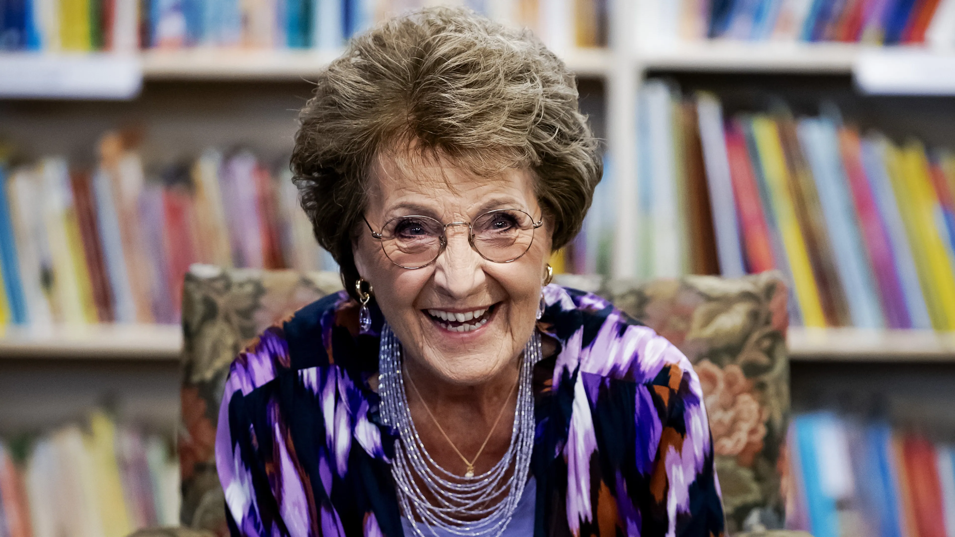 Prinses Margriet deelt herinneringen tijdens Kinderboekenweek: "Wij werden ook voorgelezen"