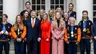 Koning Willem-Alexander, koningin Máxima én prinses Amalia ontmoeten Olympische atleten