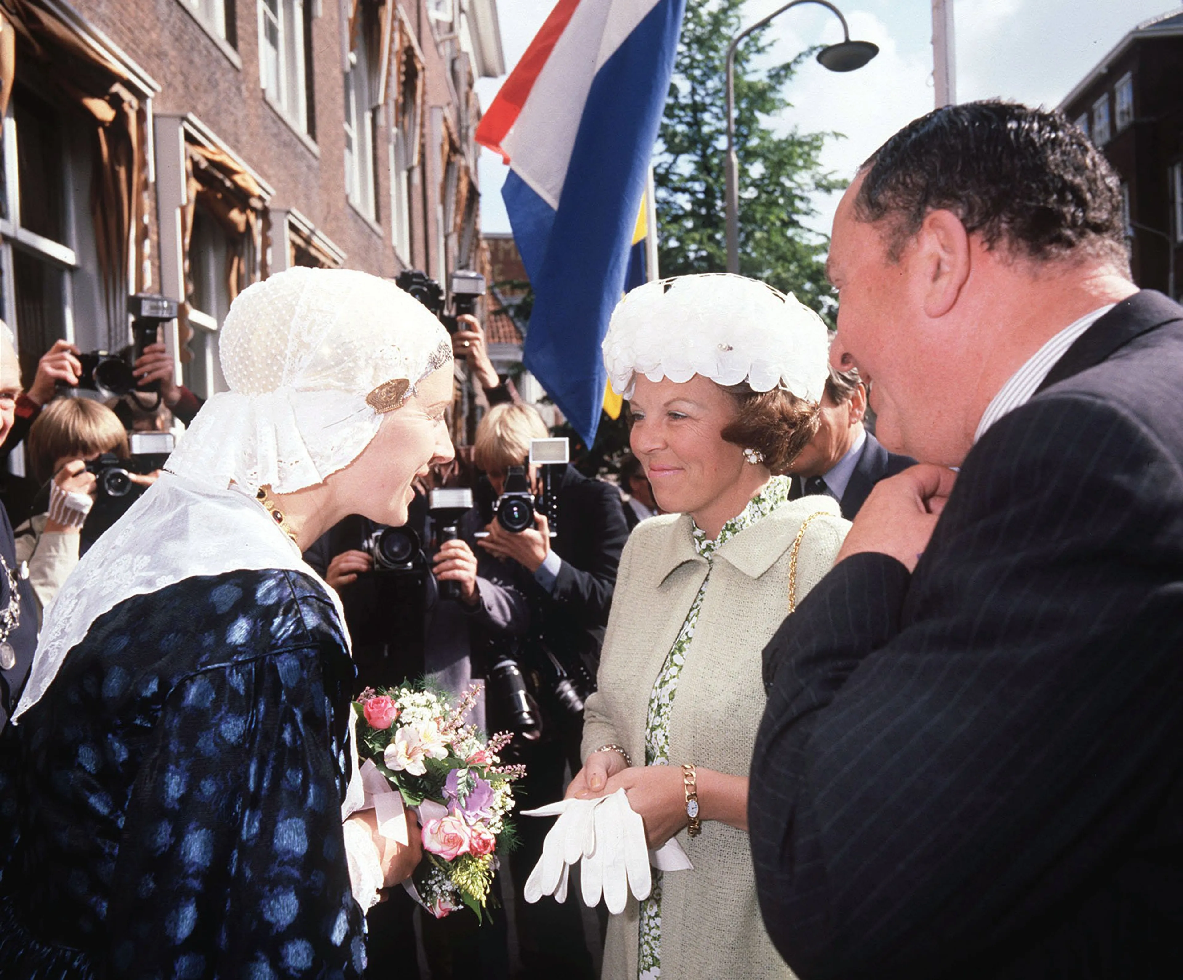 In 1980 maken ze de tour opnieuw, dit keer als vorst en prins-gemaal.