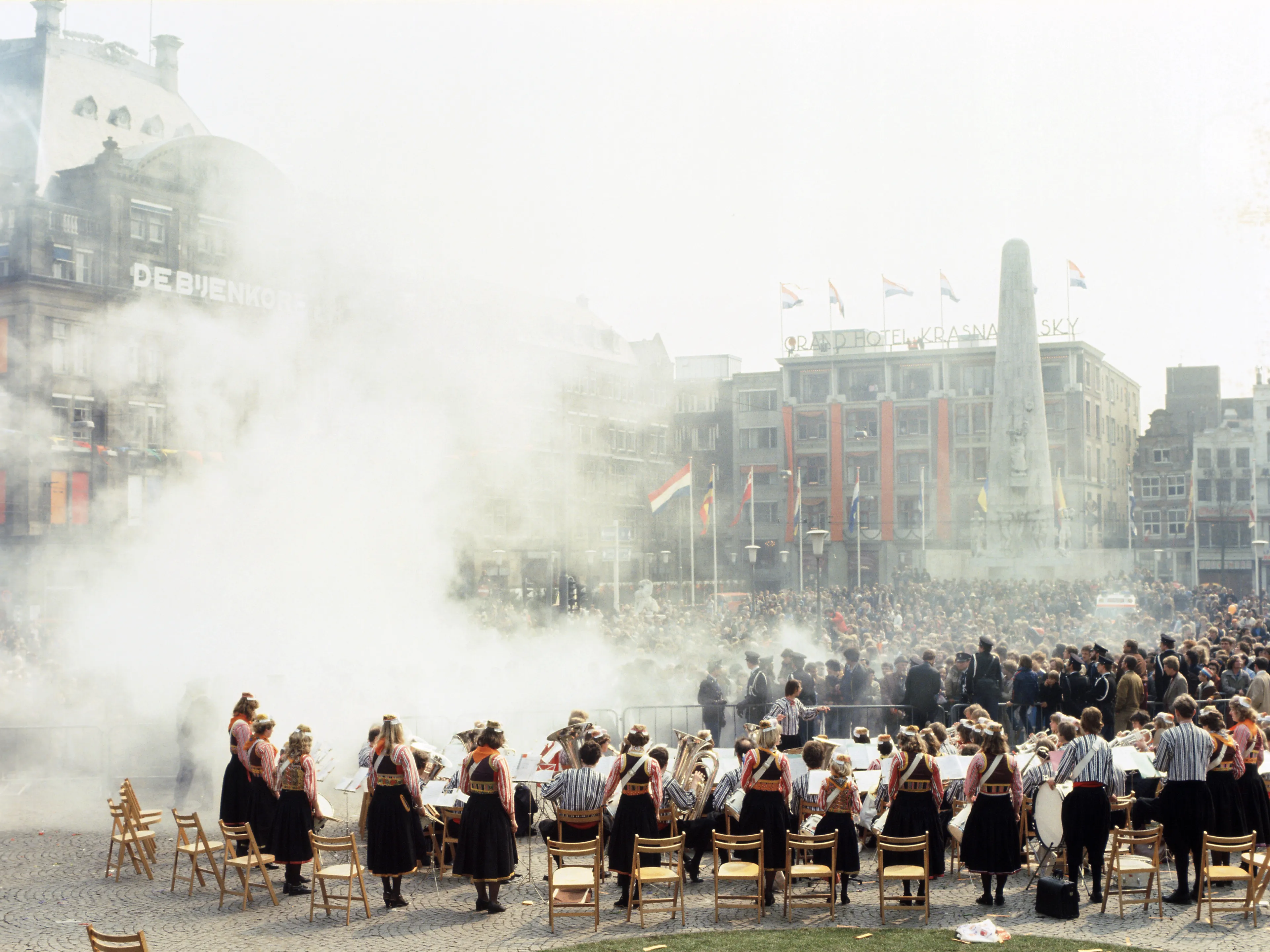 Een rookbom op De Dam.