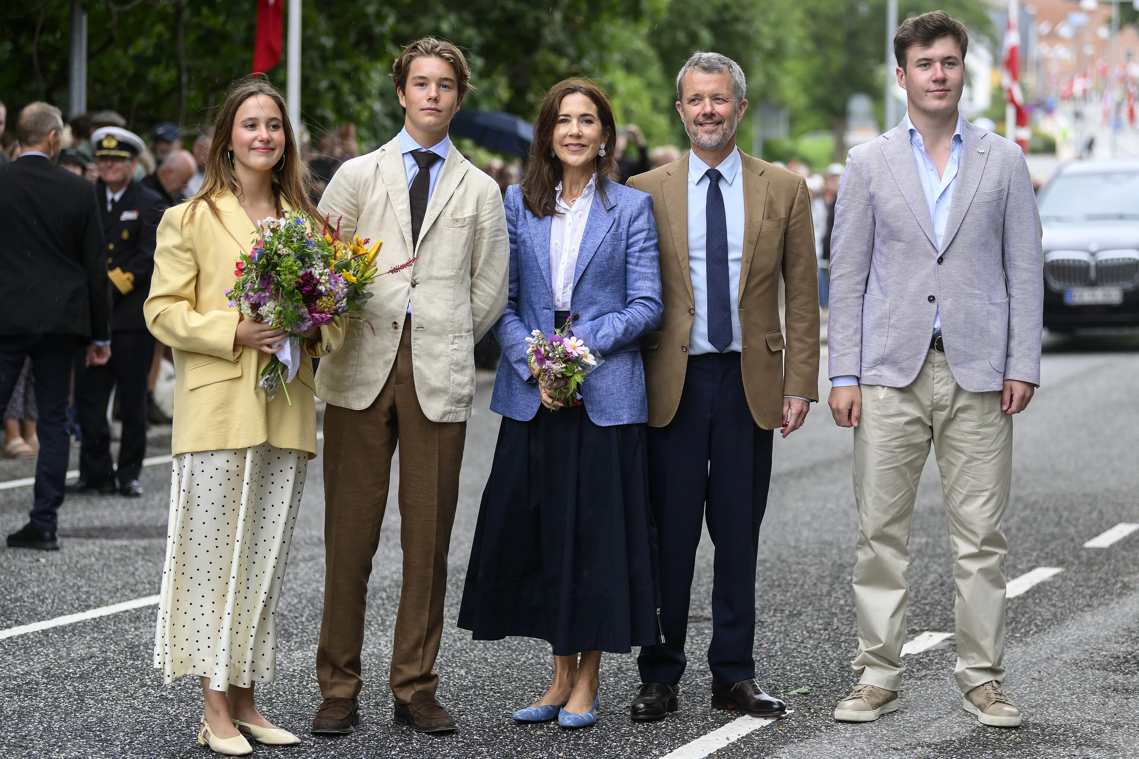 Een familiefoto! Prinses Isabella mist.
