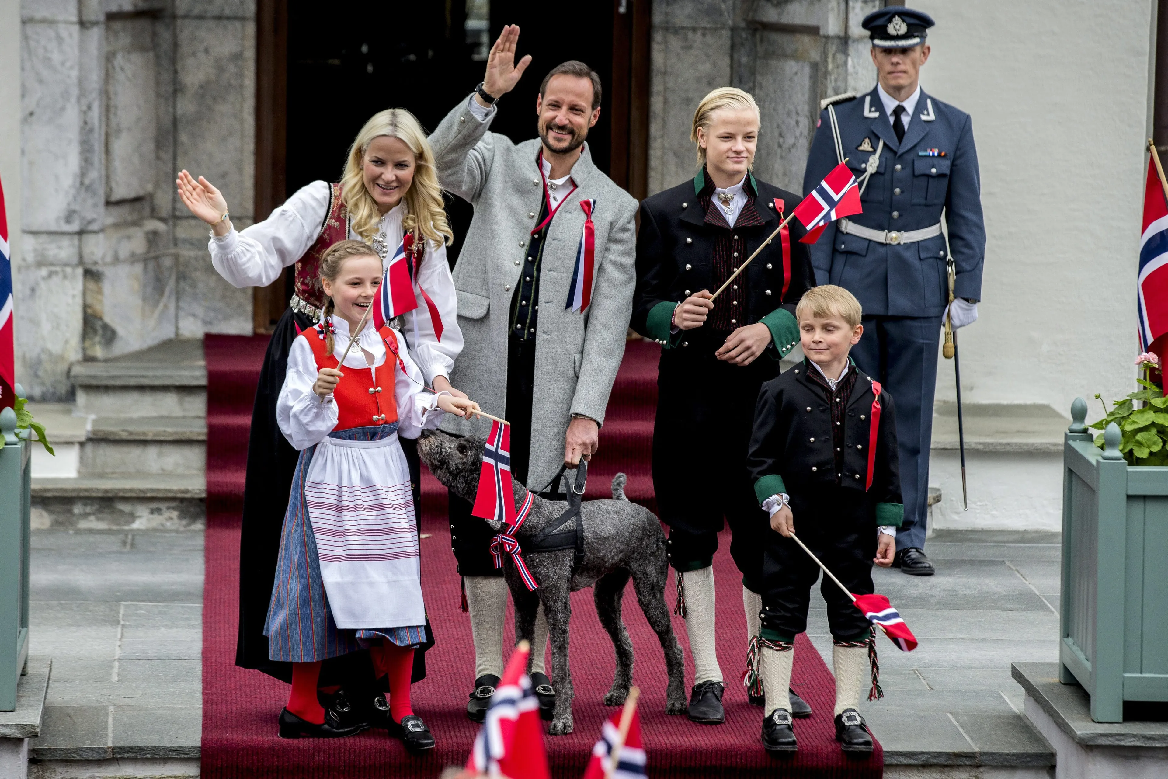 Ook de zoon van kroonprinses Mette-Marit is er in 2013 bij.