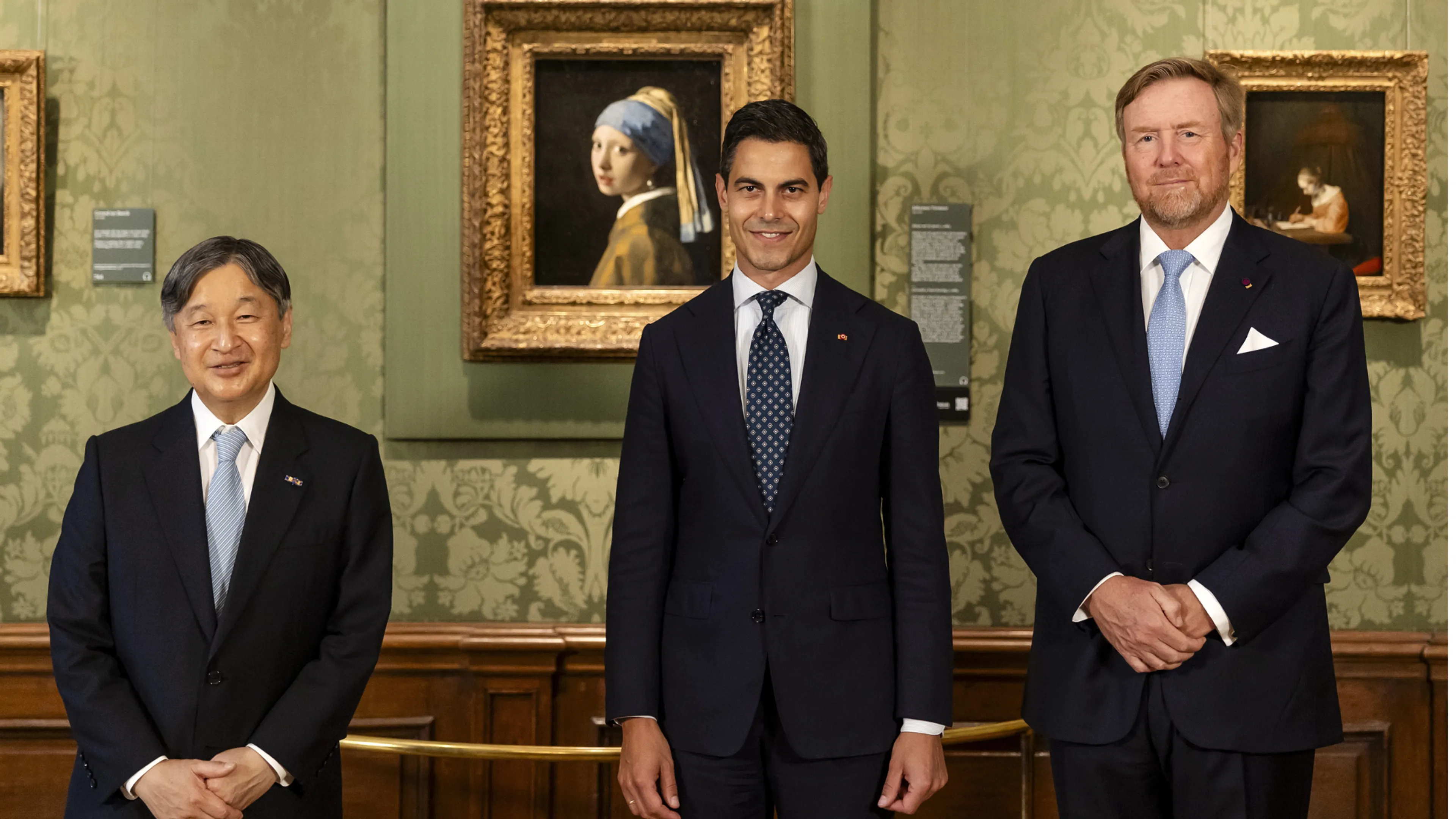 Keizer Naruhito luncht met koning Willem-Alexander in het Mauritshuis