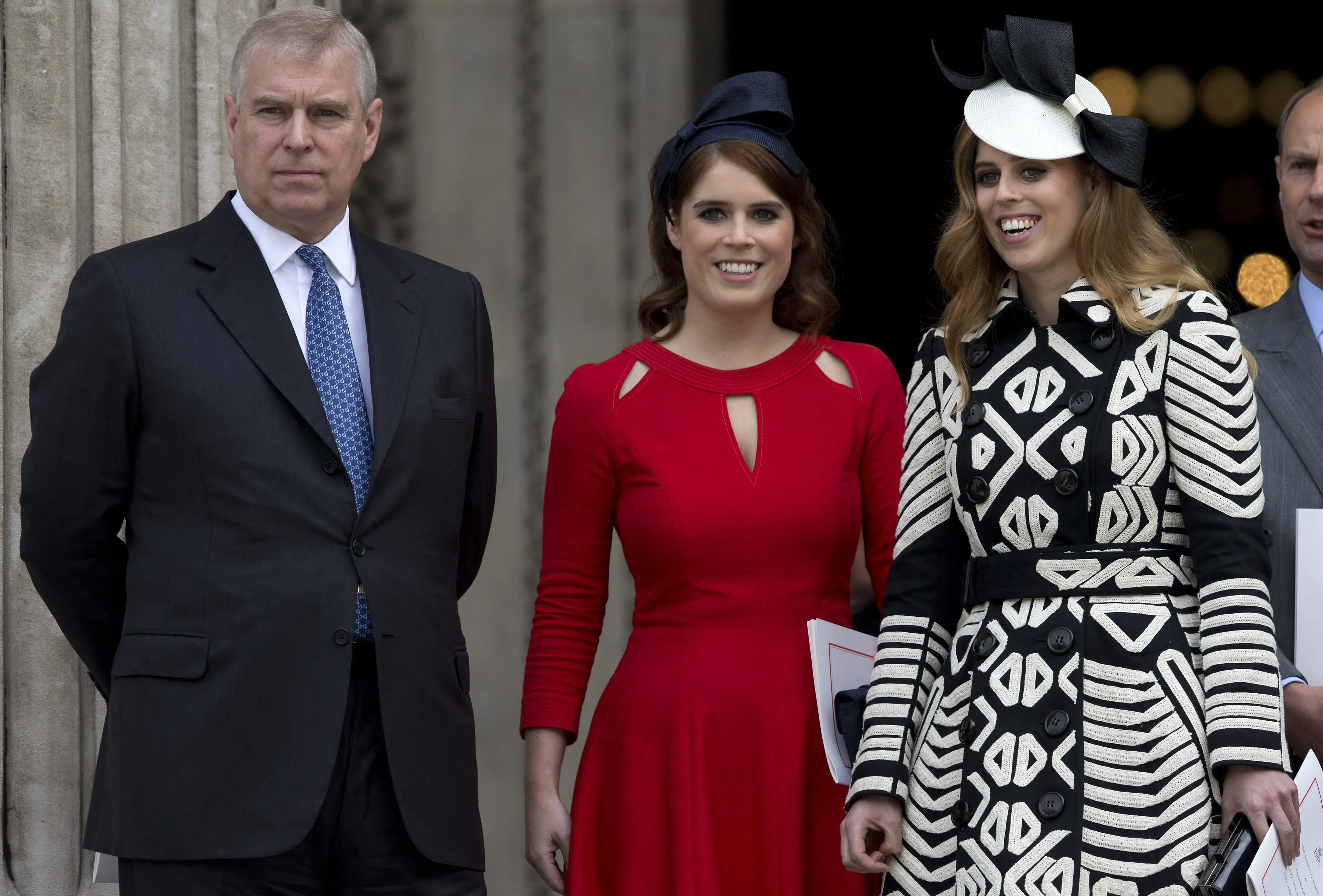 Wat zijn de gevolgen voor Sarah, Beatrice en Eugenie in de zaak Andrew?