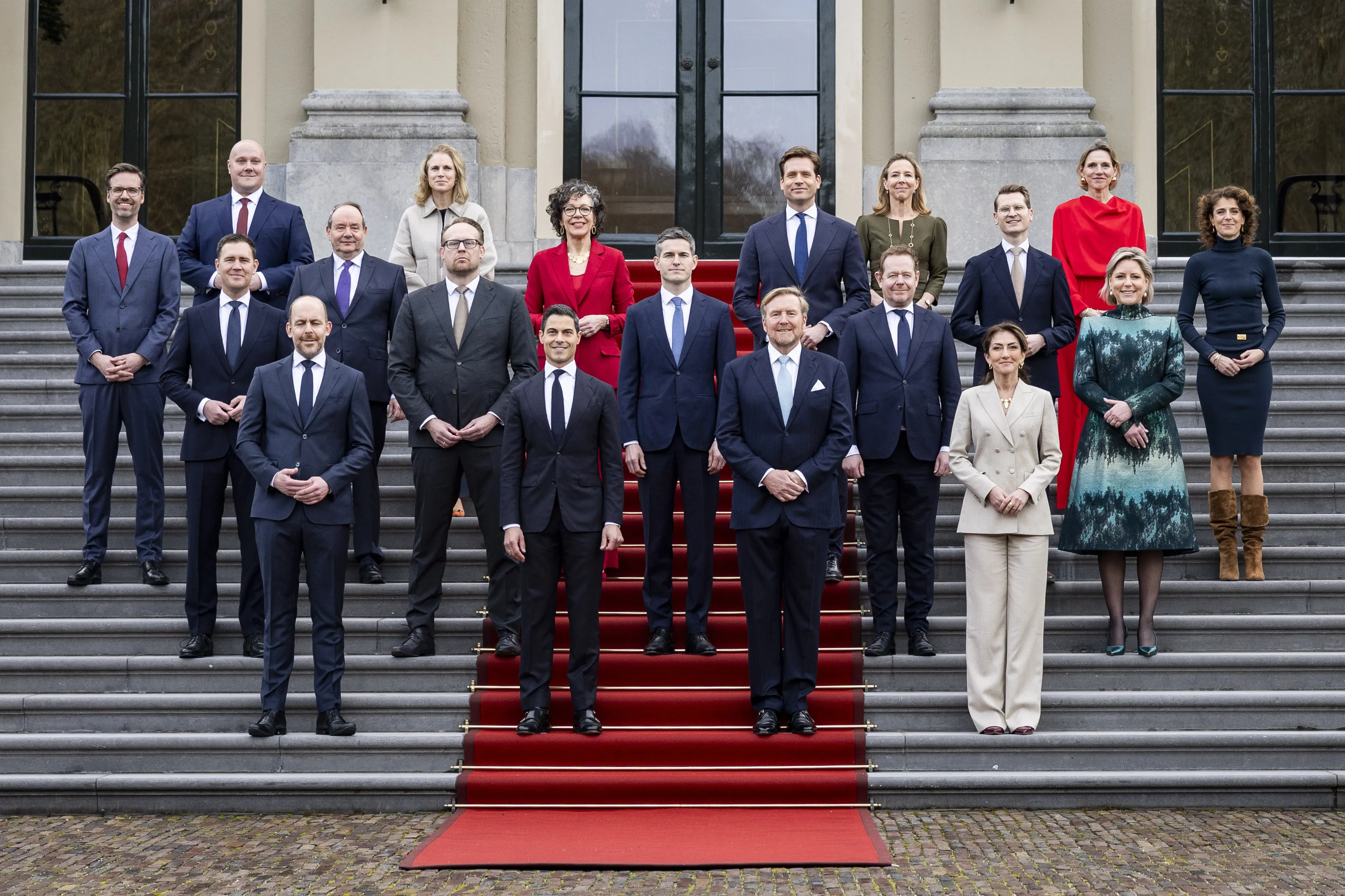 Koning Willem-Alexander beëdigt Kabinet-Jetten op Paleis Huis ten Bosch