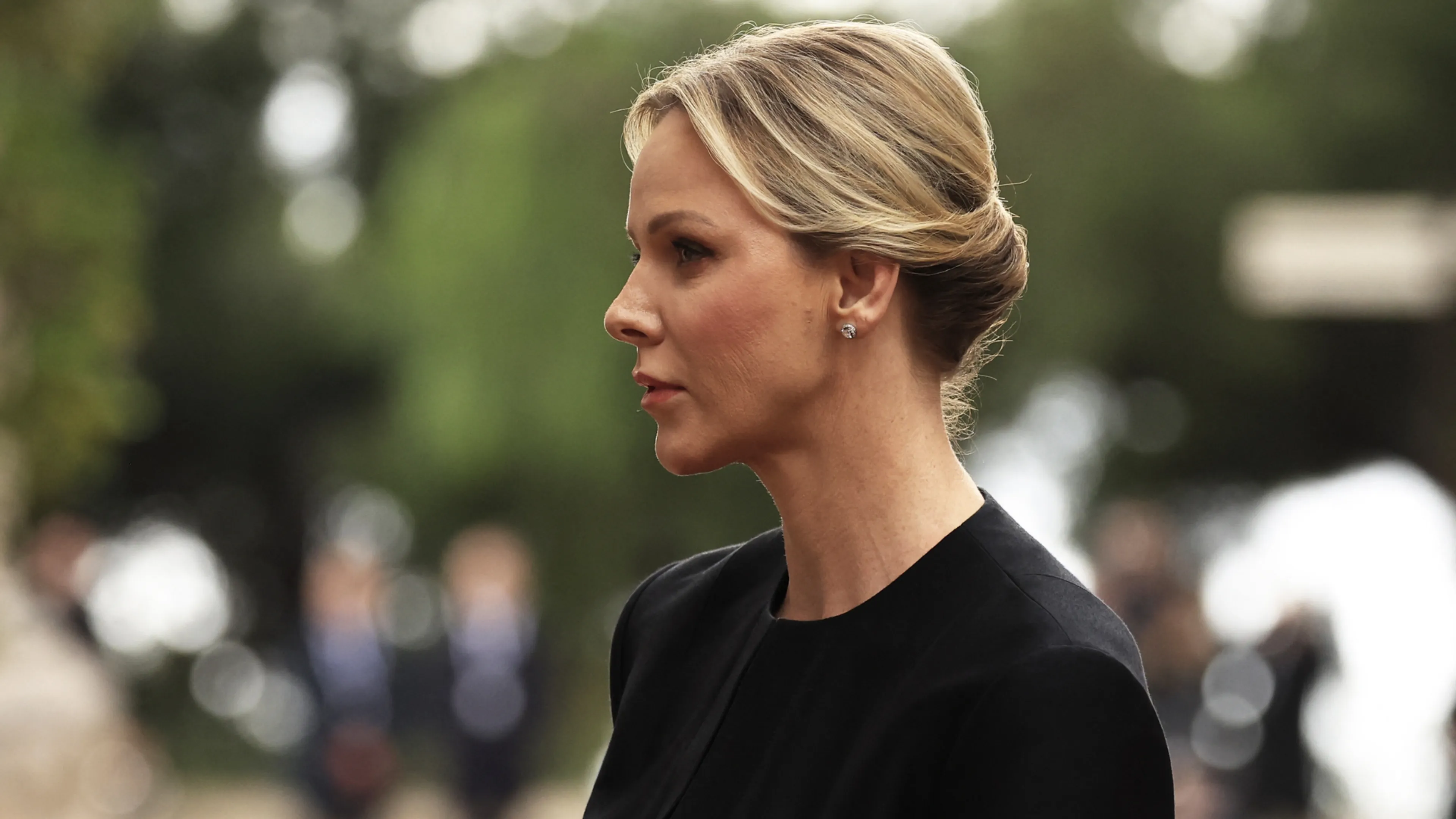 Prins Albert en prinses Charlène bij uitvaart Monegaskische premier