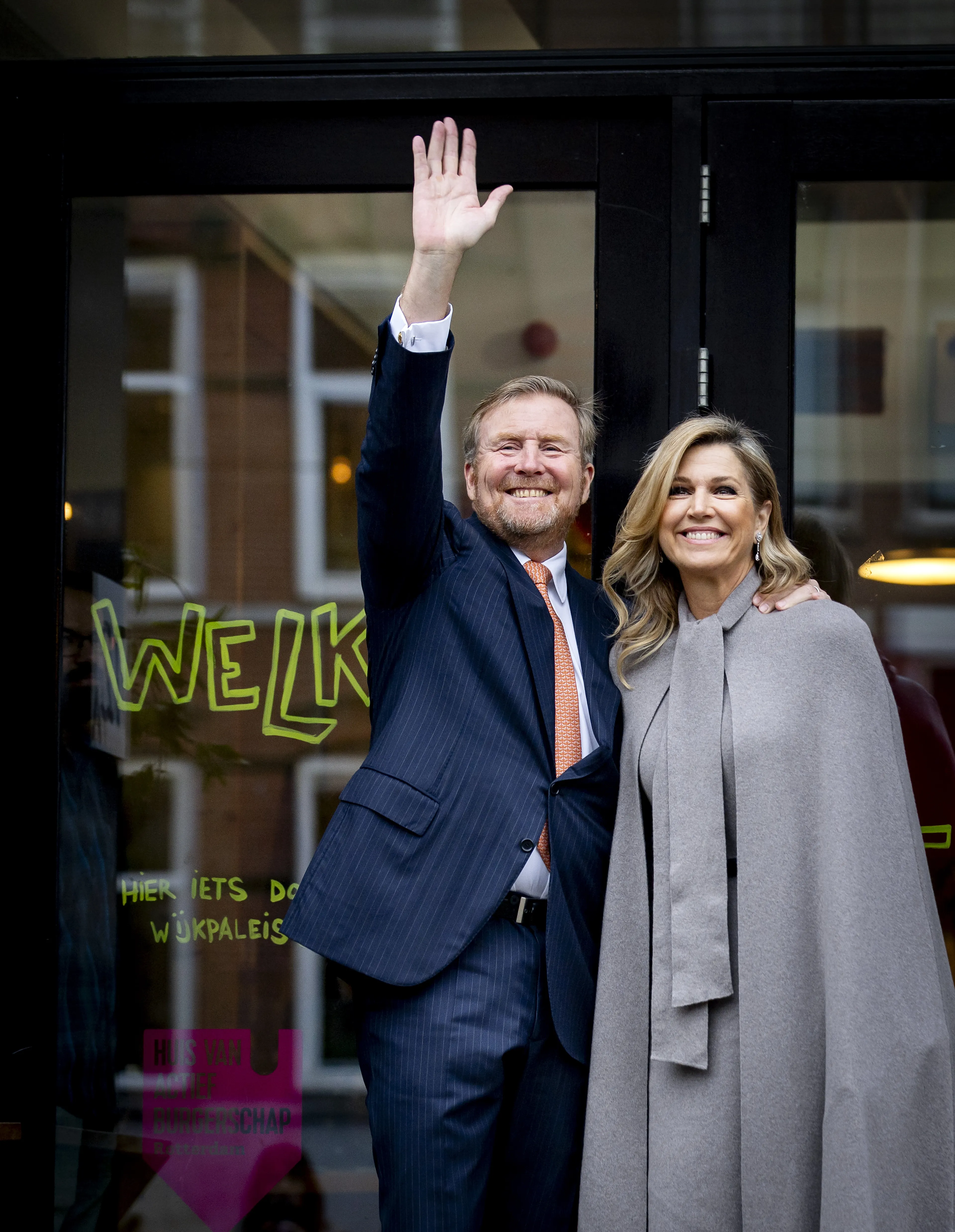 De koning en koningin vanmorgen, tijdens de aankomst.