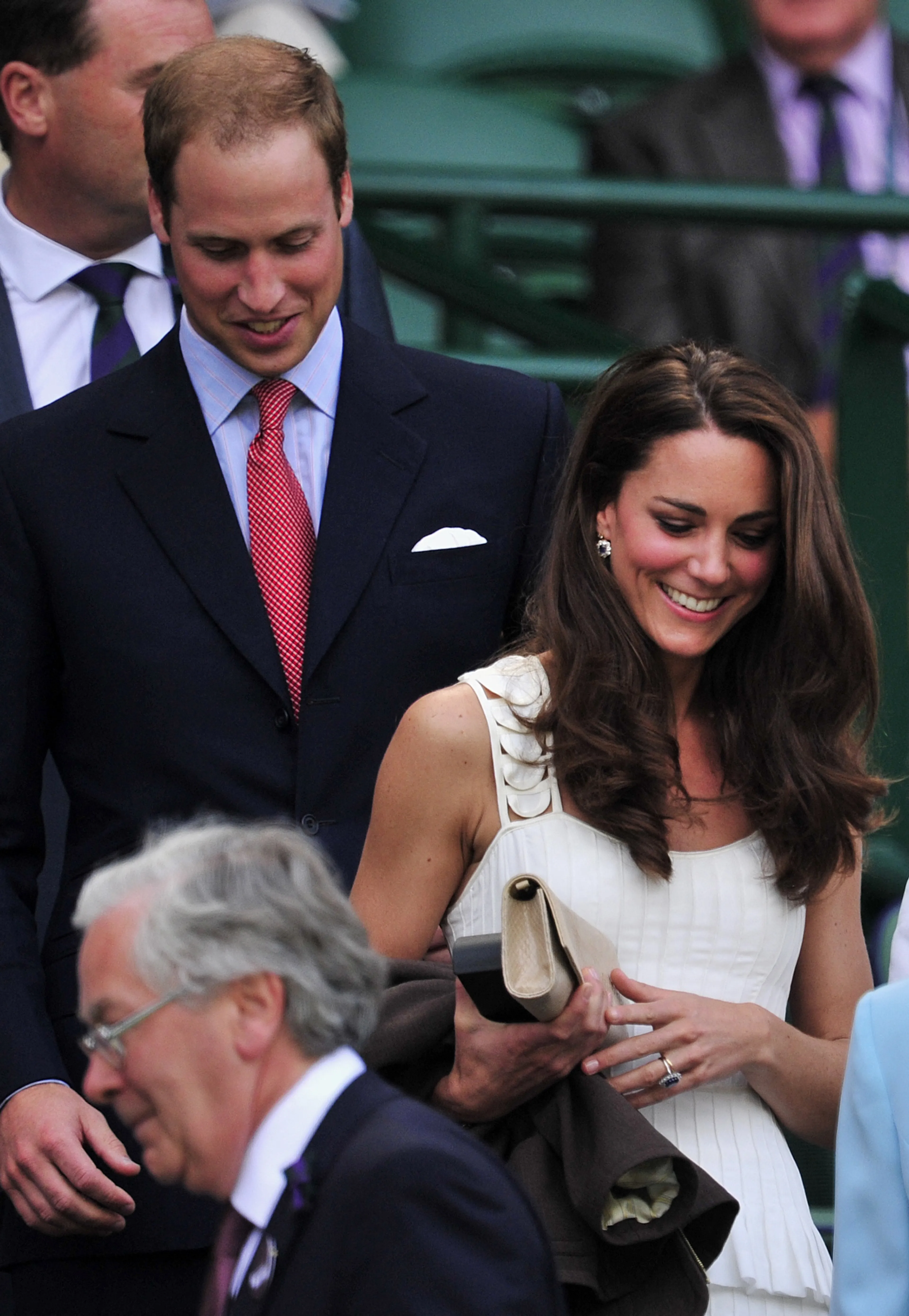 De witte jurk voor Catherines eerste Wimbledon (2011).