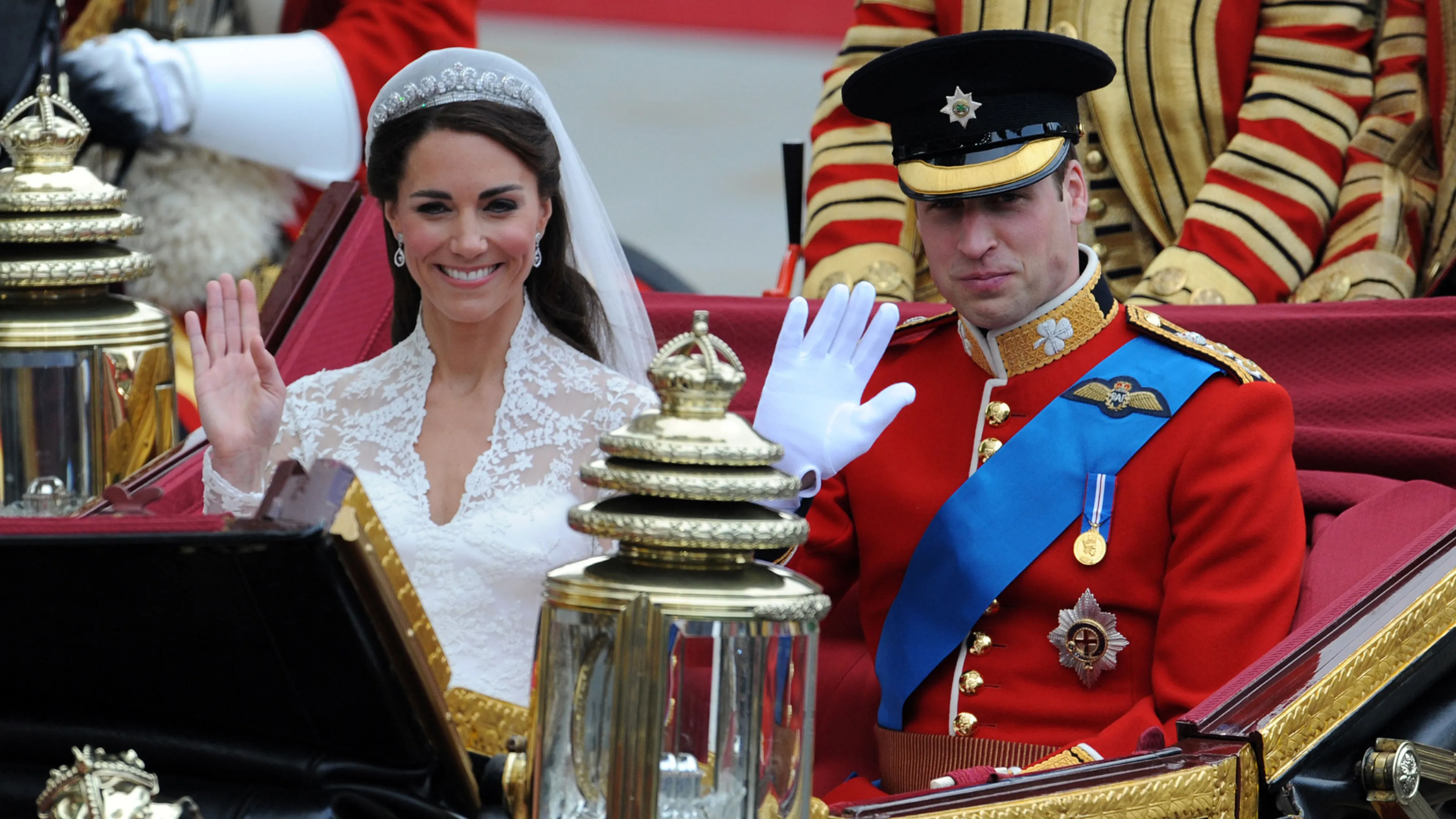 Wil je zien: déze dingen zag je niet tijdens het sprookjeshuwelijk van William & Catherine