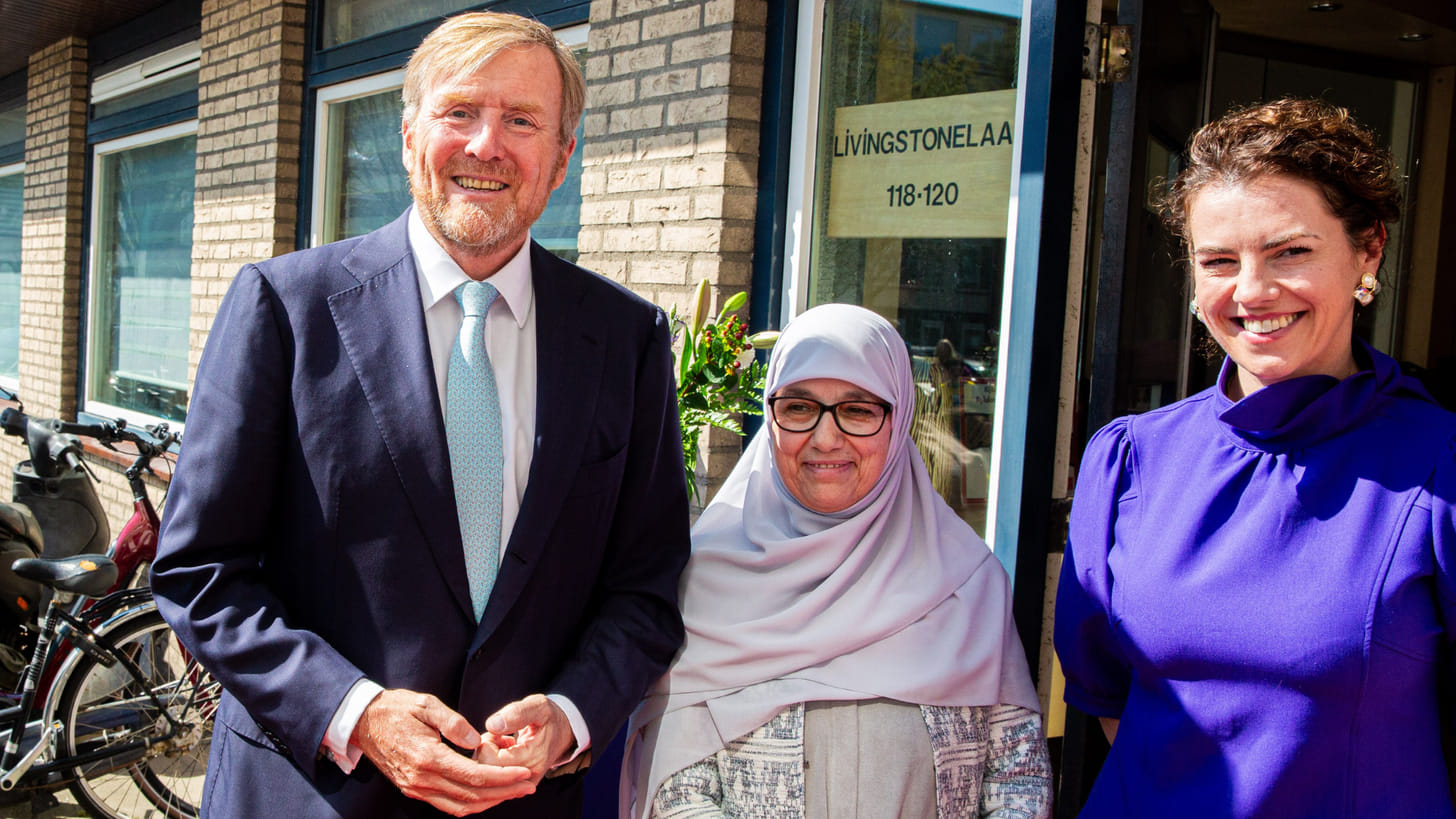 Ontmoeting Utrechtse vrijwilligers geeft koning "vertrouwen in de toekomst"