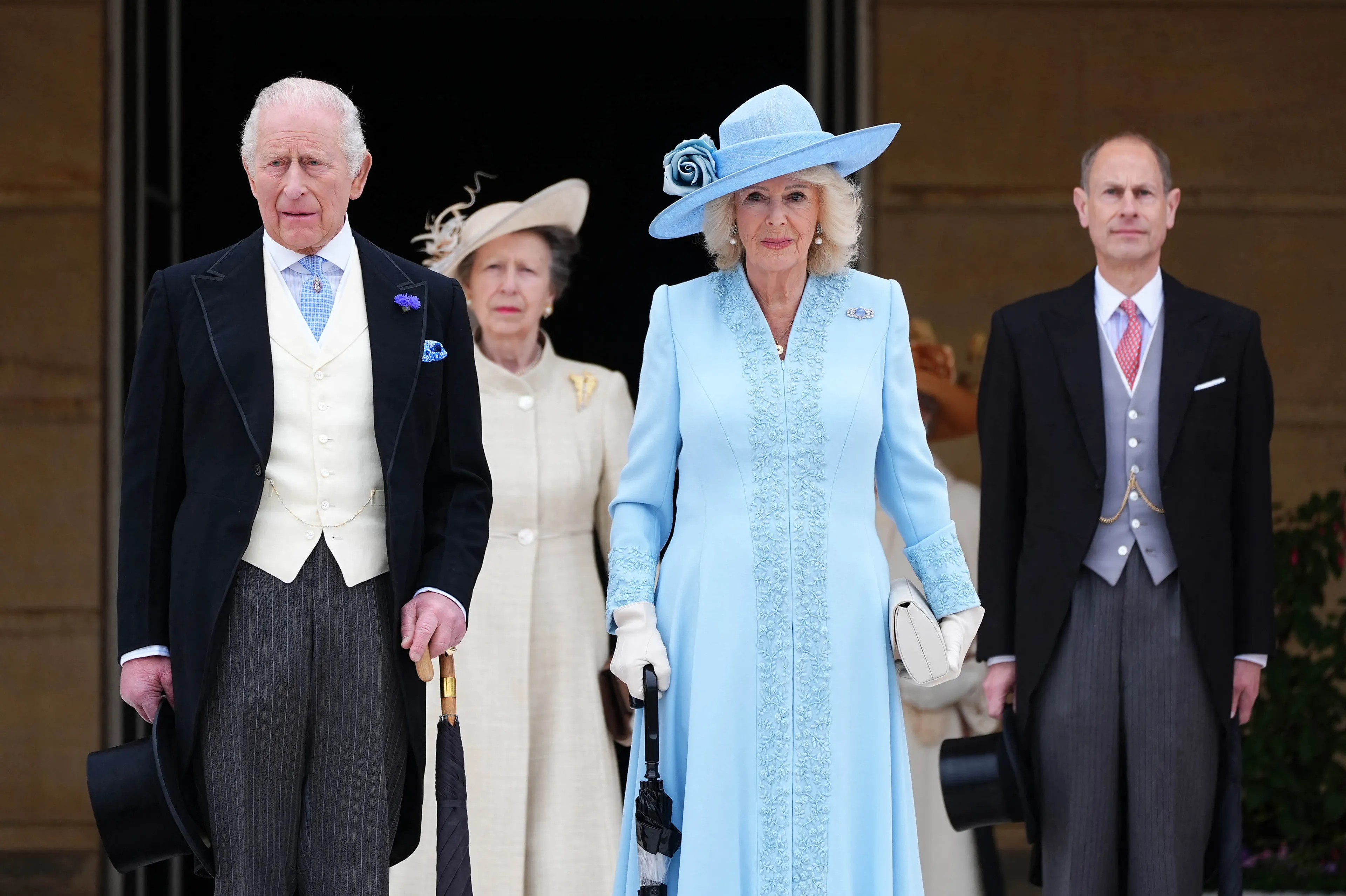 Koning Charles en koningin Camilla organiseren hun eerste tuinfeest van het jaar.