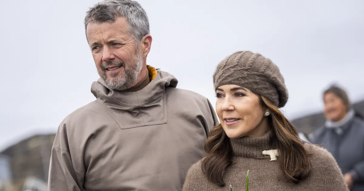 Koning Frederik en koningin Mary bezoeken Groenland - Blauw Bloed