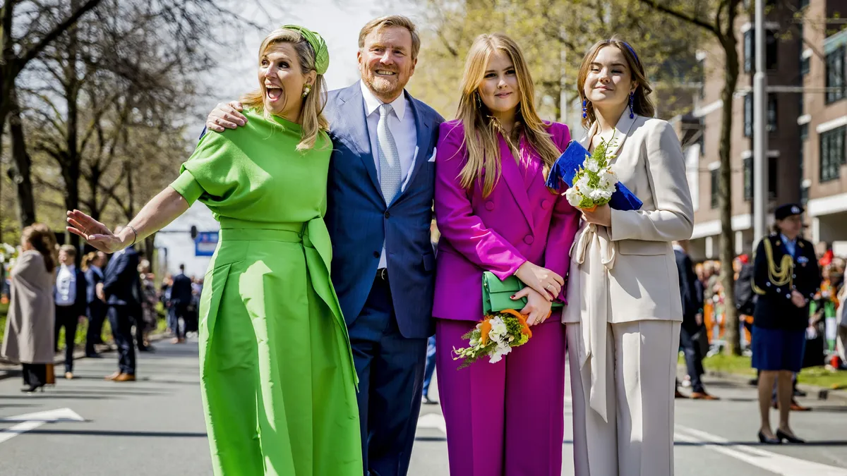 Route Koningsdag 2024 Emmen: hier komt de familie langs - Blauw Bloed