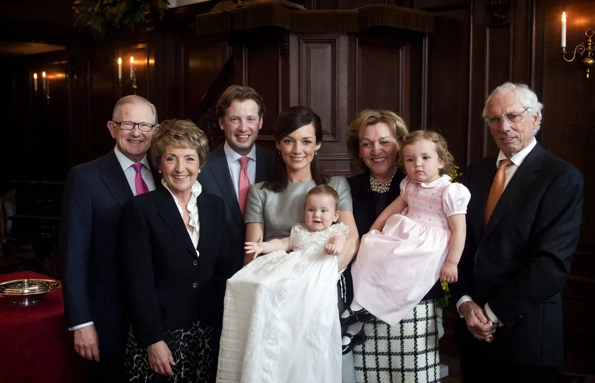 Eliane van Vollenhoven gedoopt - Blauw Bloed